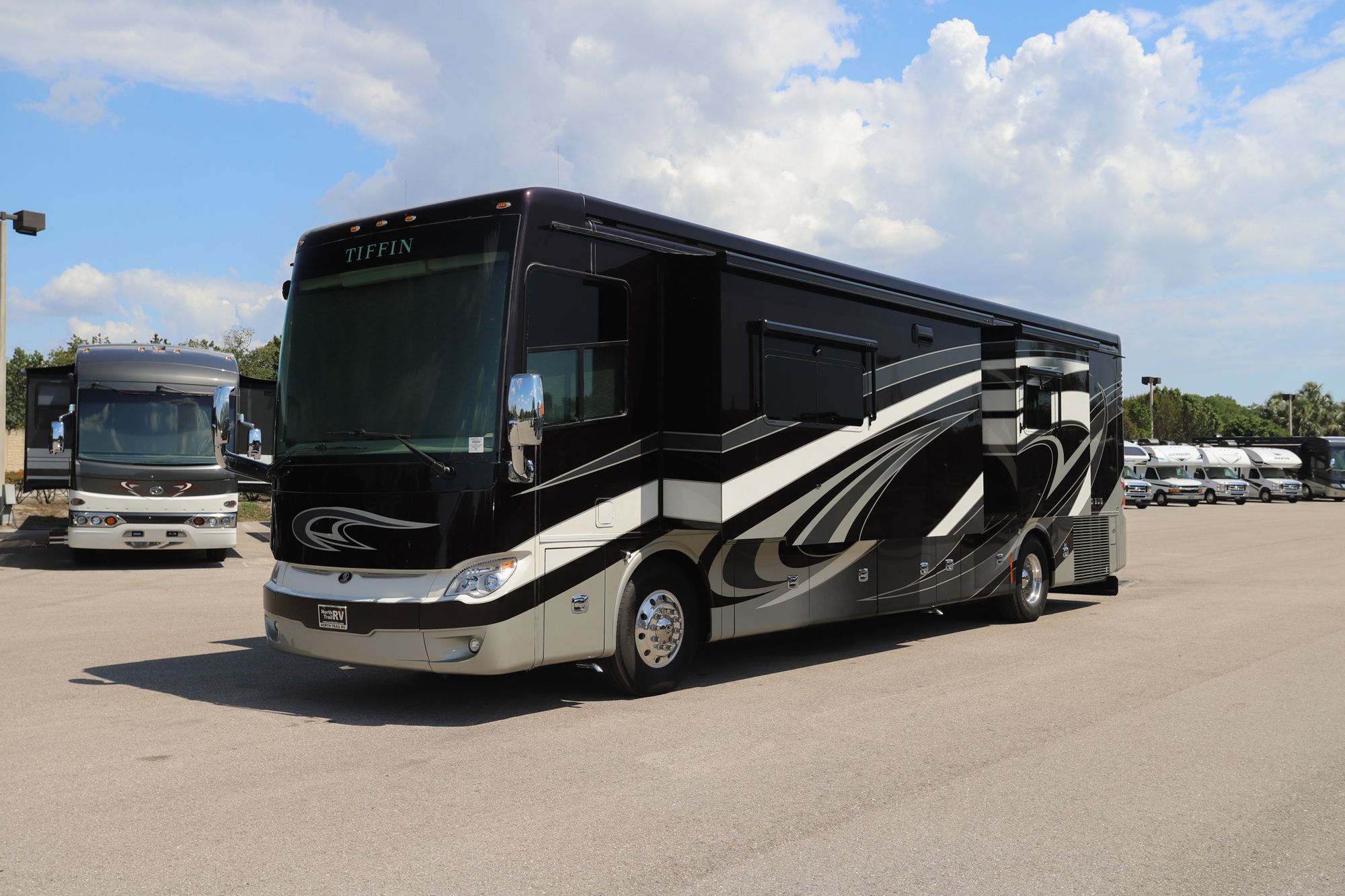 Used 2018 Tiffin Motor Homes Allegro Bus 40SP Class A  For Sale