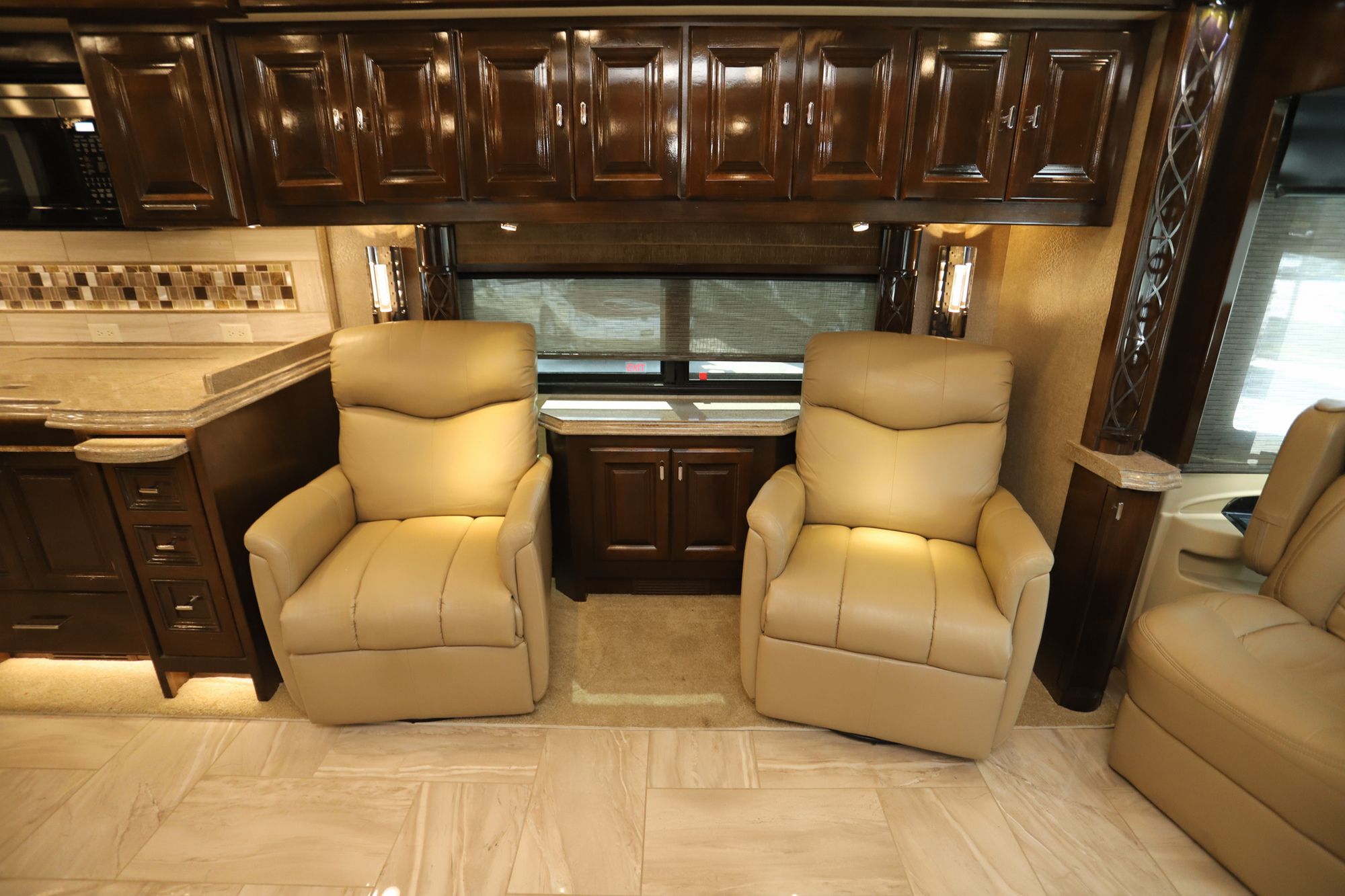 Used 2018 Tiffin Motor Homes Allegro Bus 40SP Class A  For Sale