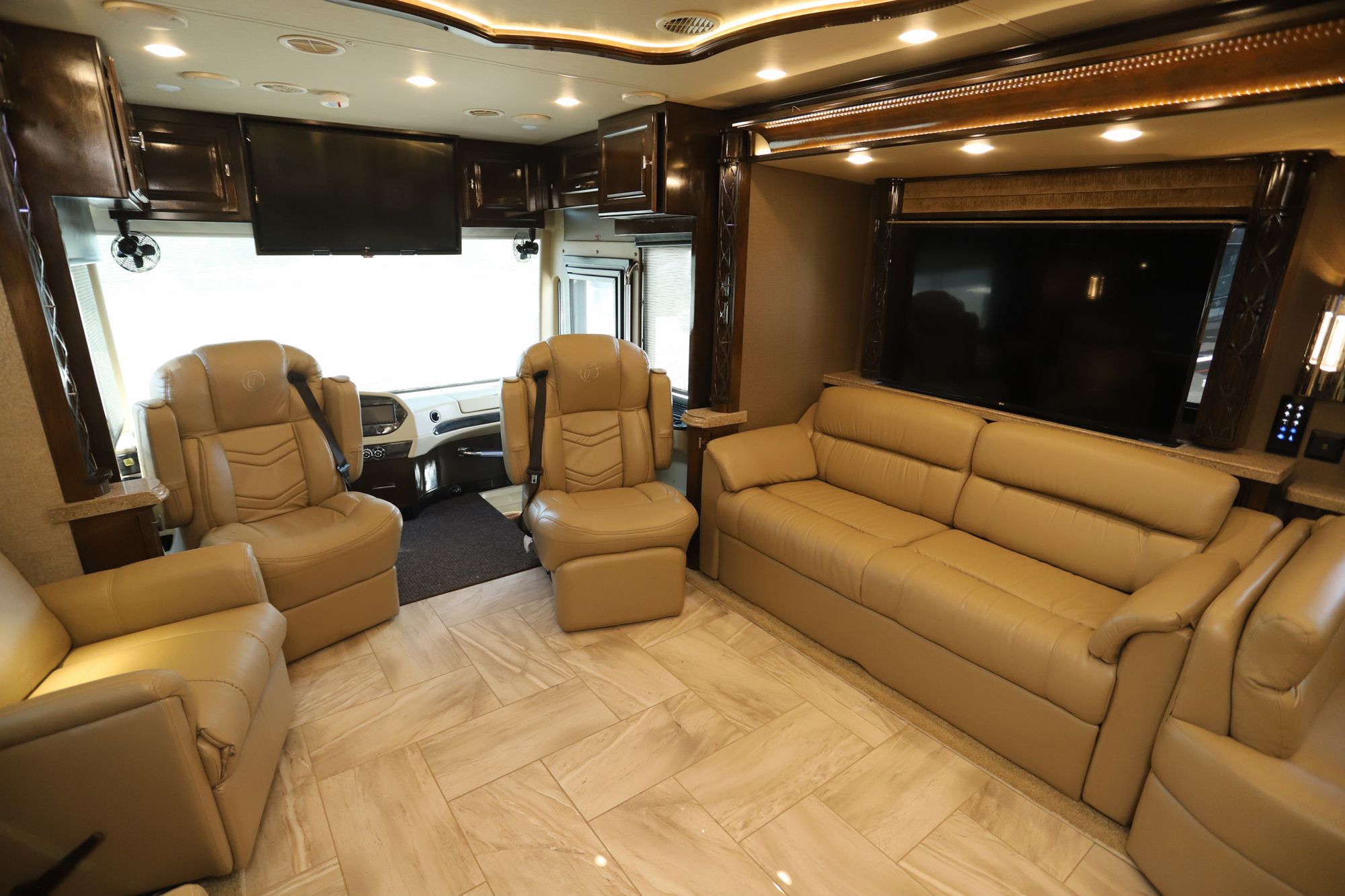 Used 2018 Tiffin Motor Homes Allegro Bus 40SP Class A  For Sale