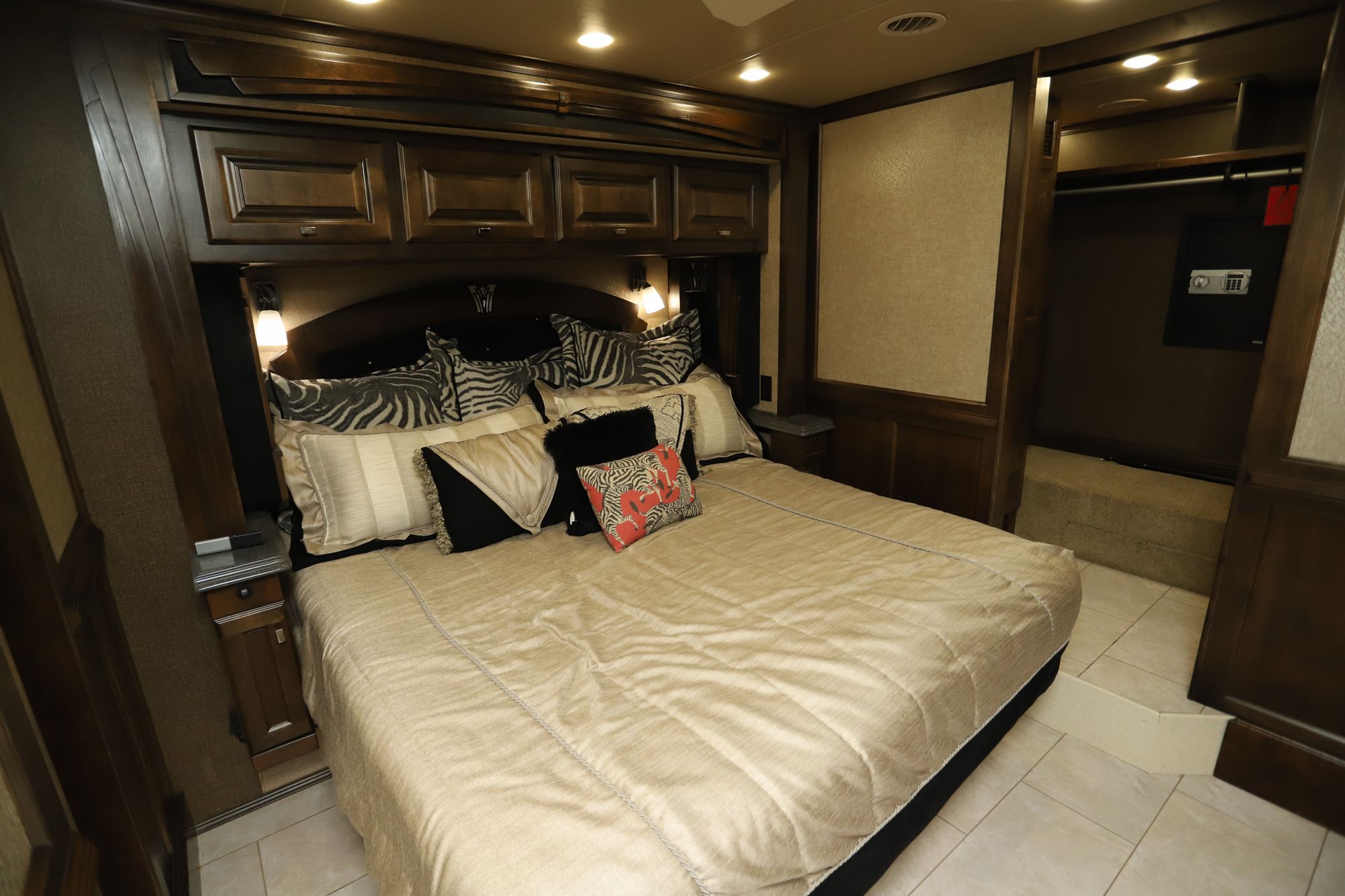 Used 2017 Tiffin Motor Homes Phaeton 40AH Class A  For Sale