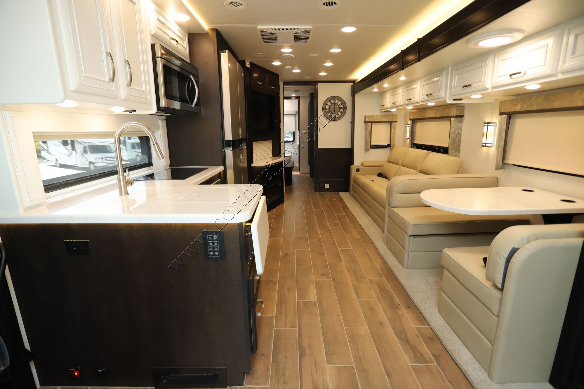 New 2022 Jayco Seneca Prestige 37K Super C  For Sale