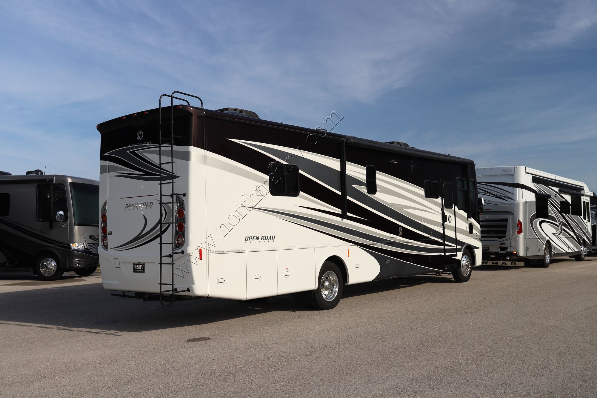 Used 2018 Tiffin Motor Homes Allegro 36LA Class A  For Sale