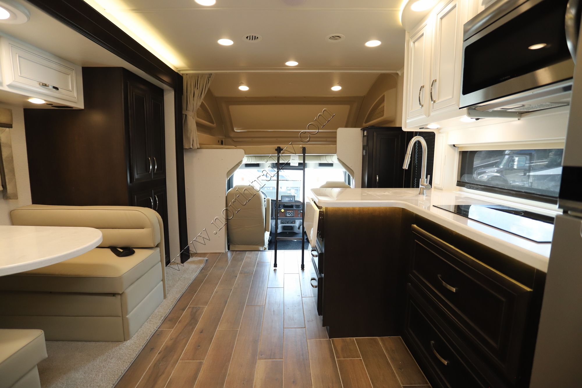 New 2022 Jayco Seneca Prestige 37K Super C  For Sale