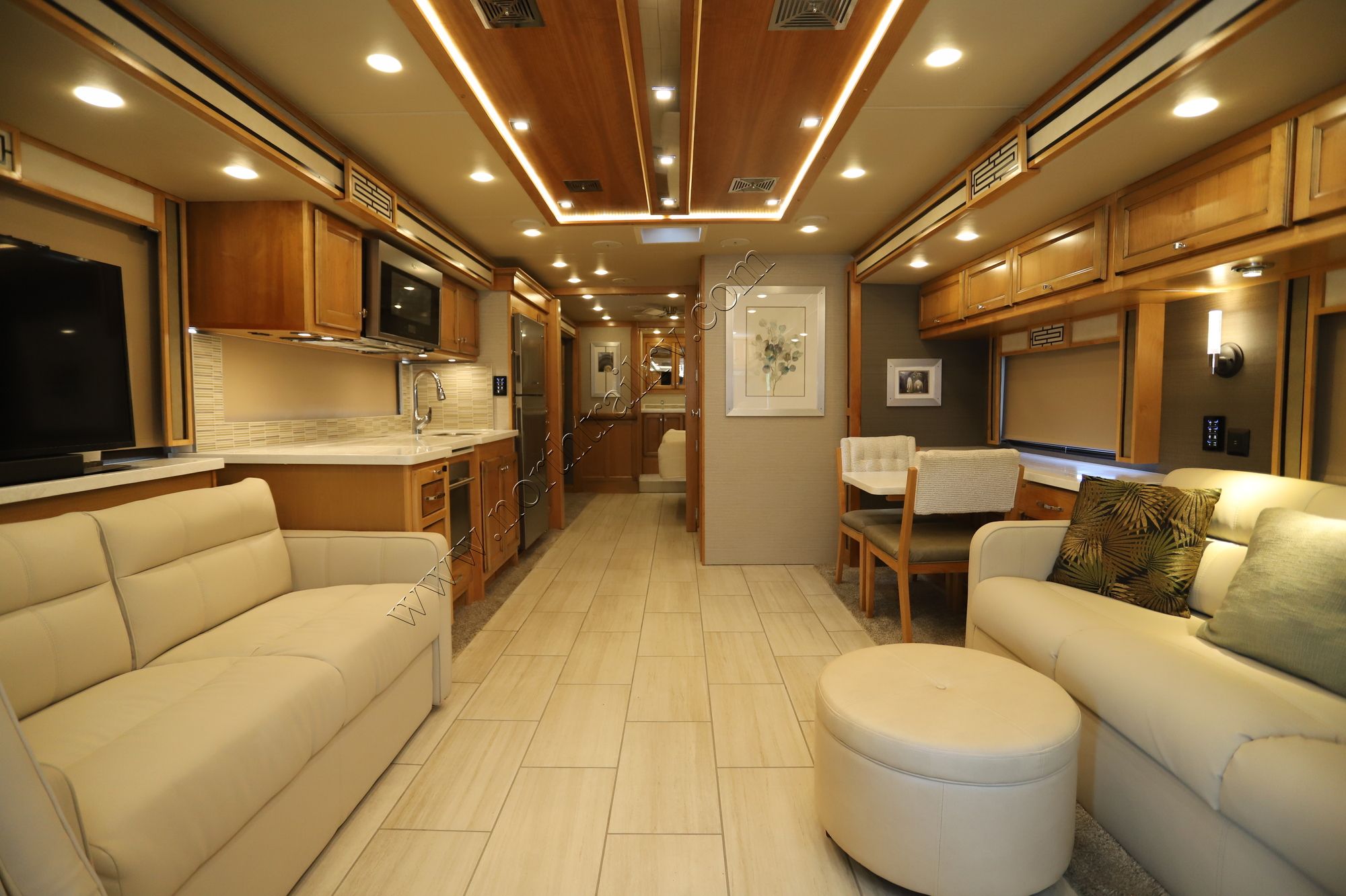 Used 2021 Tiffin Motor Homes Allegro Red 37BA Class A  For Sale