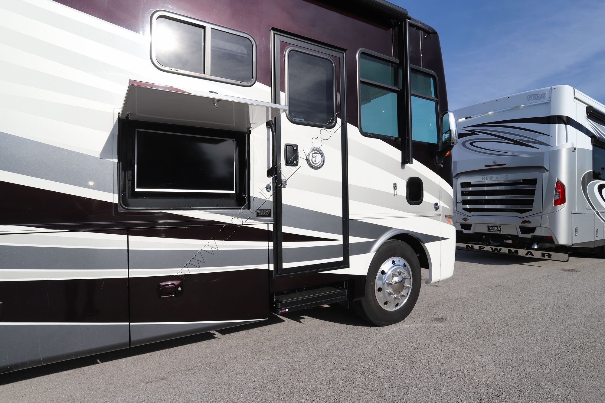 Used 2018 Tiffin Motor Homes Allegro 36LA Class A  For Sale