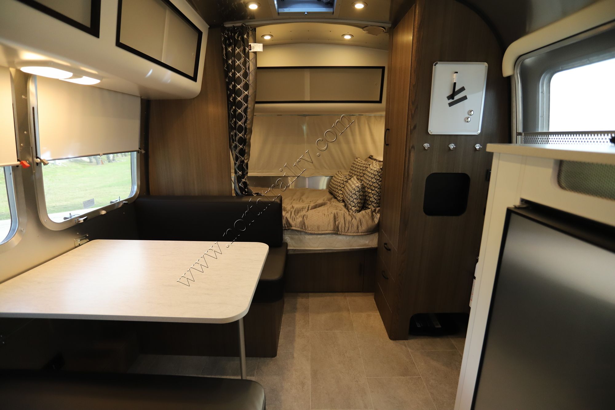 New 2022 Airstream Caravel 20FB Travel Trailer  For Sale