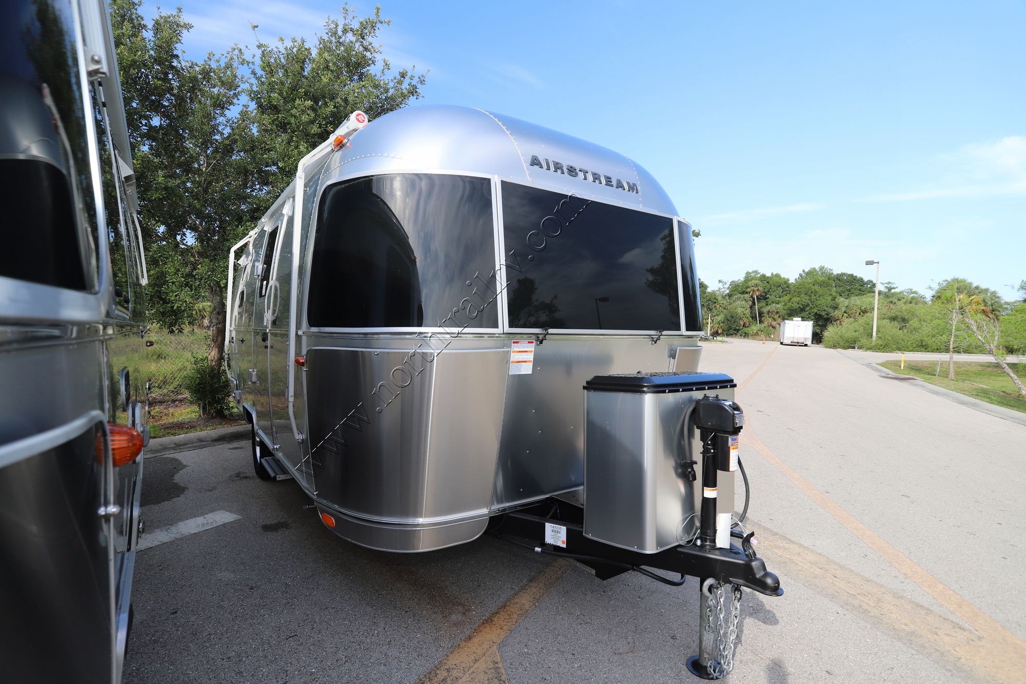 New 2022 Airstream Caravel 20FB Travel Trailer  For Sale