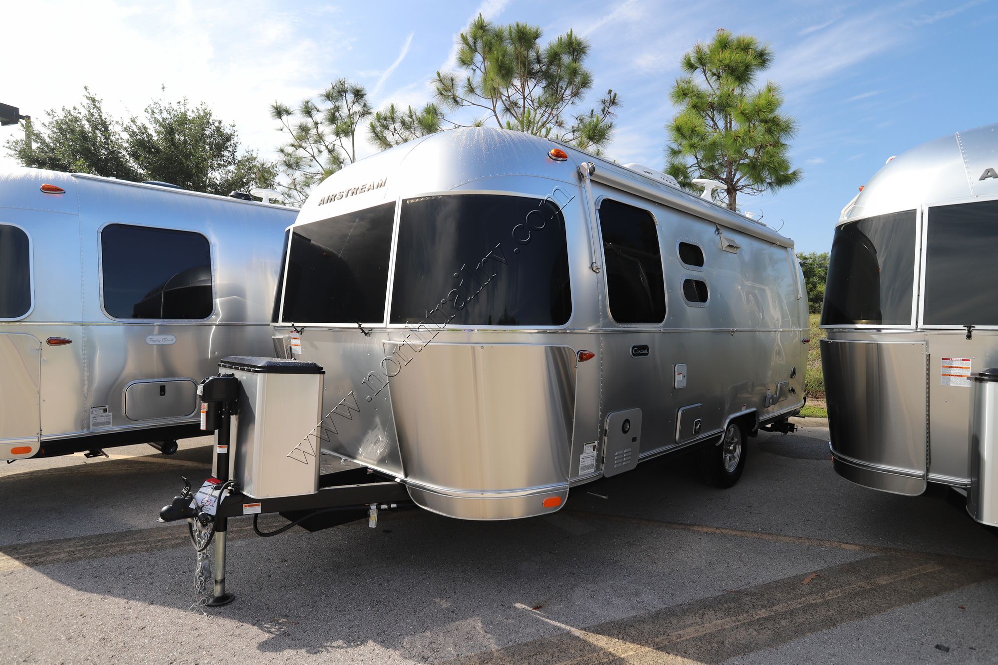 New 2022 Airstream Caravel 22FB Travel Trailer  For Sale