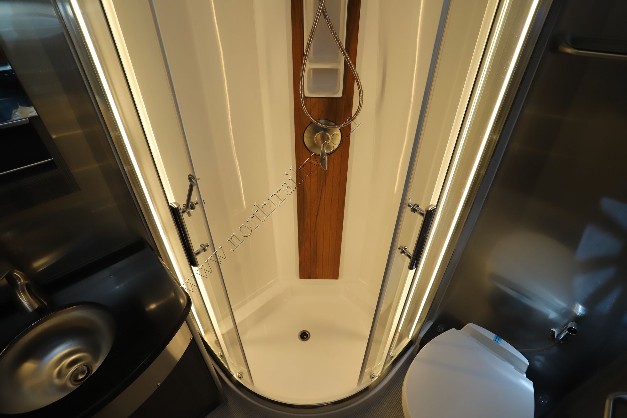 New 2022 Airstream Atlas MB Class C  For Sale