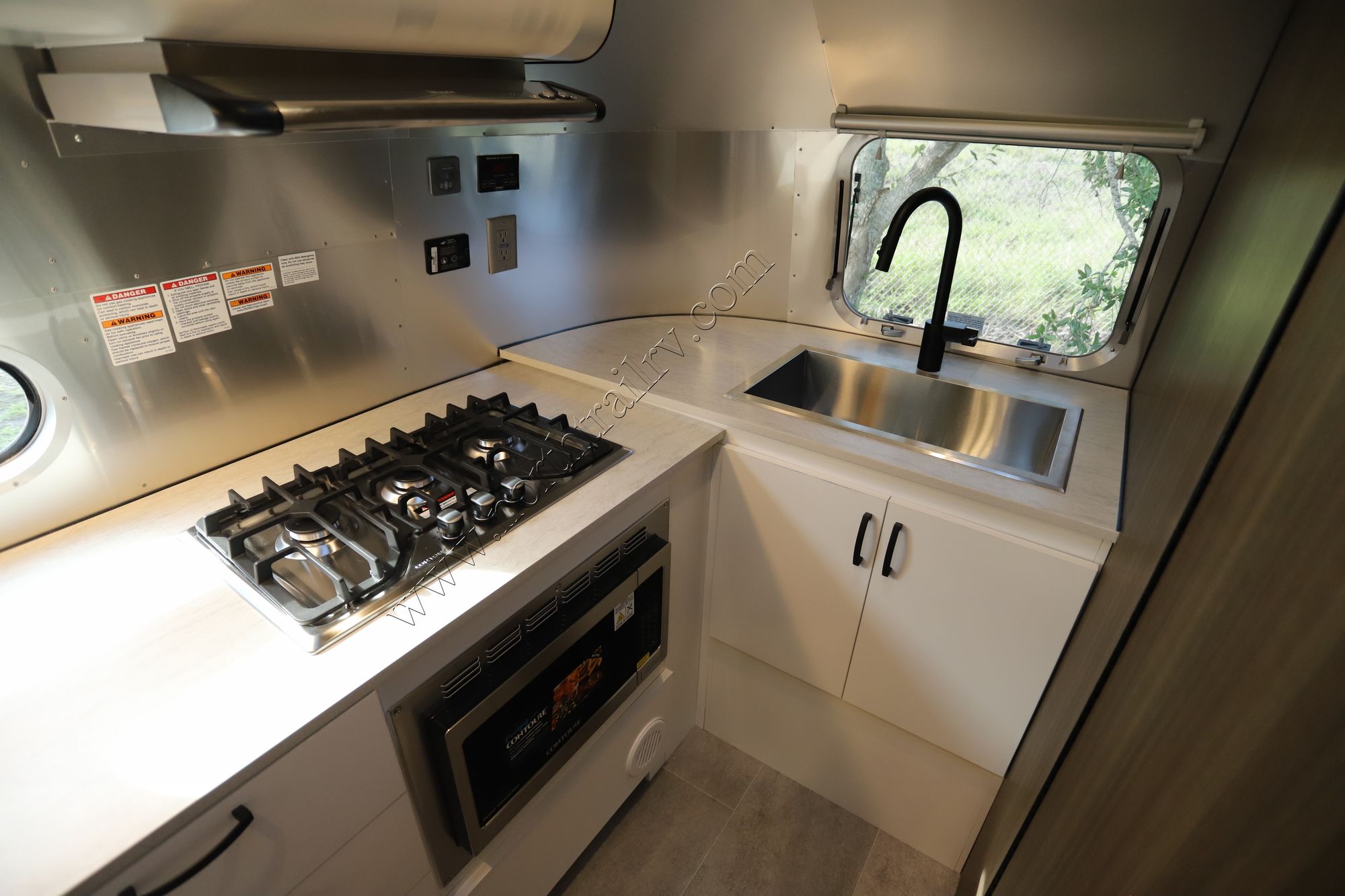 New 2022 Airstream Caravel 20FB Travel Trailer  For Sale