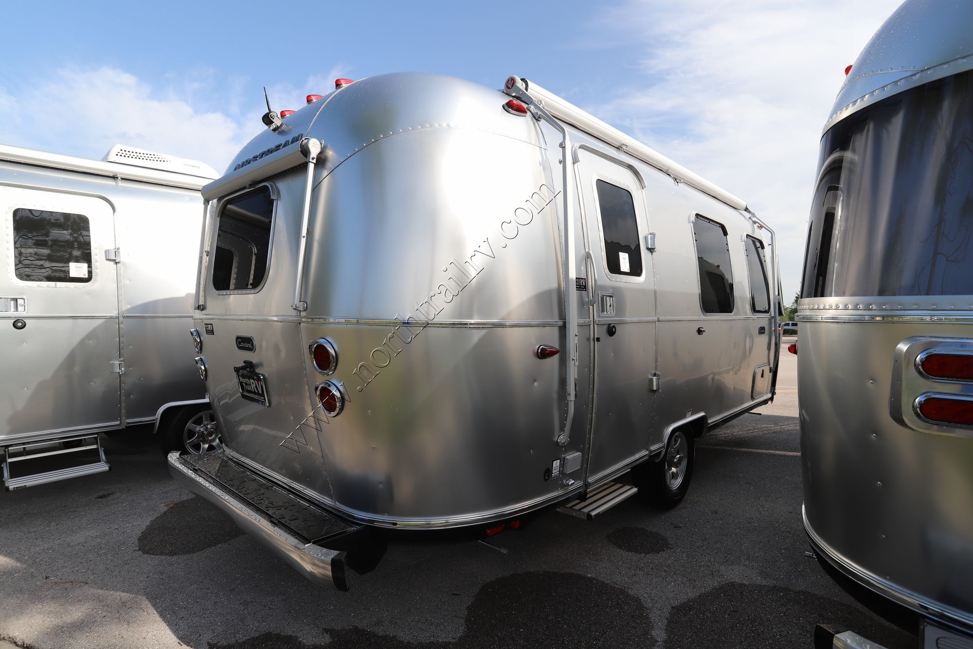 New 2022 Airstream Caravel 22FB Travel Trailer  For Sale