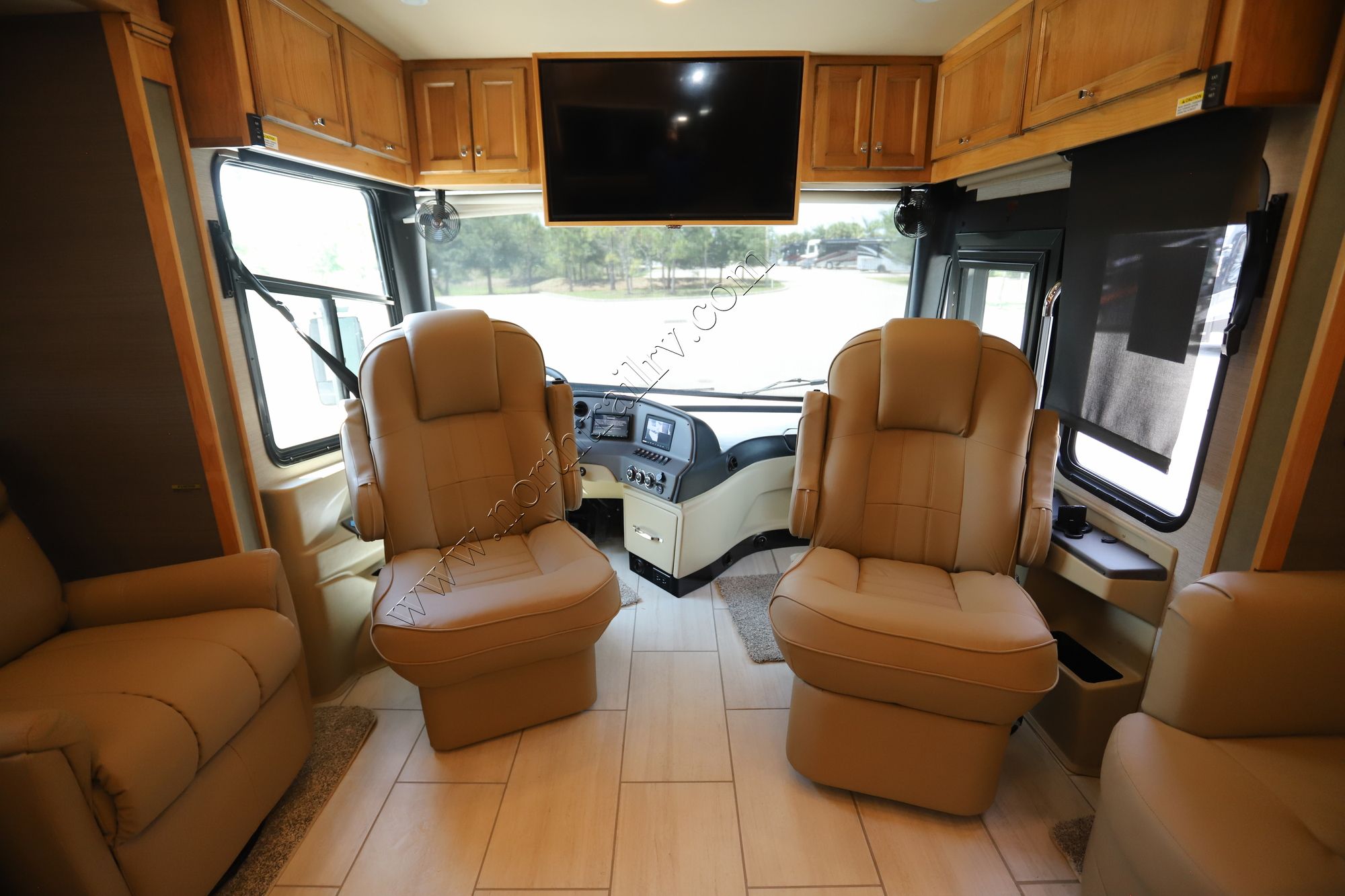 New 2022 Tiffin Motor Homes Allegro Red 33AA Class A  For Sale