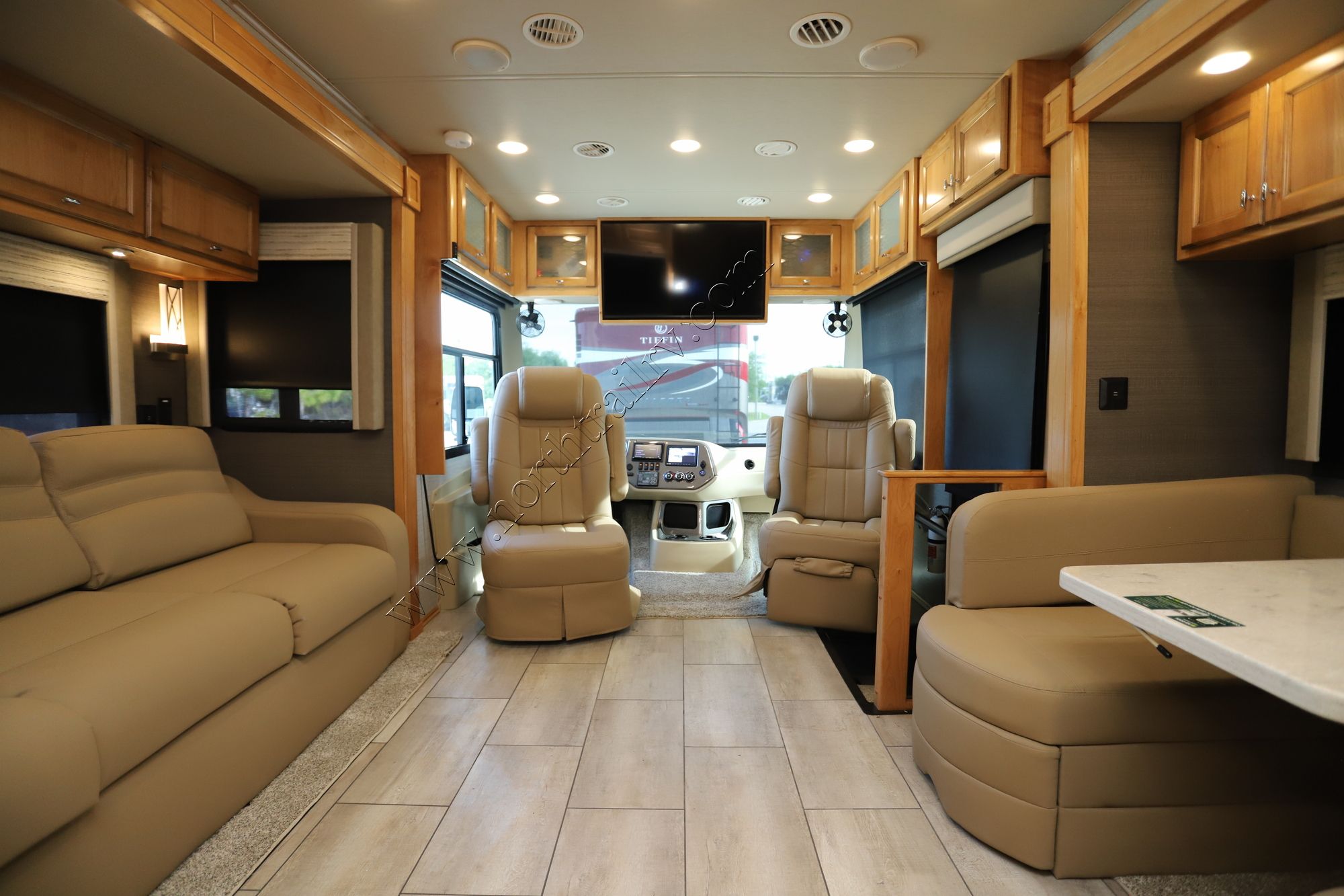 New 2022 Tiffin Motor Homes Allegro 34PA Class A  For Sale