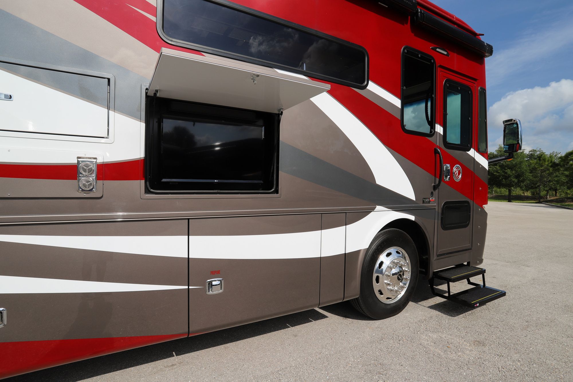 Used 2021 Tiffin Motor Homes Allegro Red 38LL Class A  For Sale