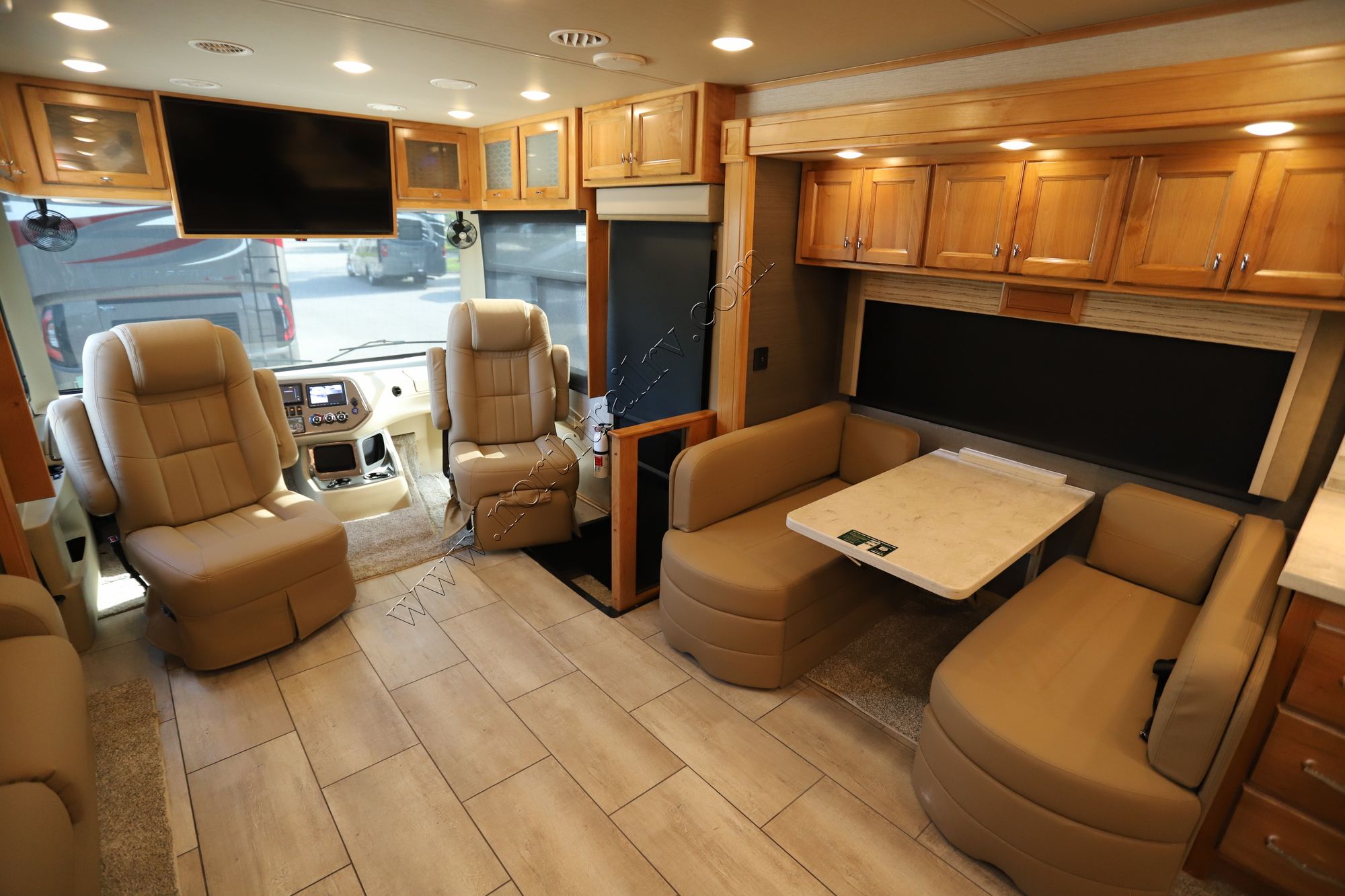 New 2022 Tiffin Motor Homes Allegro 34PA Class A  For Sale