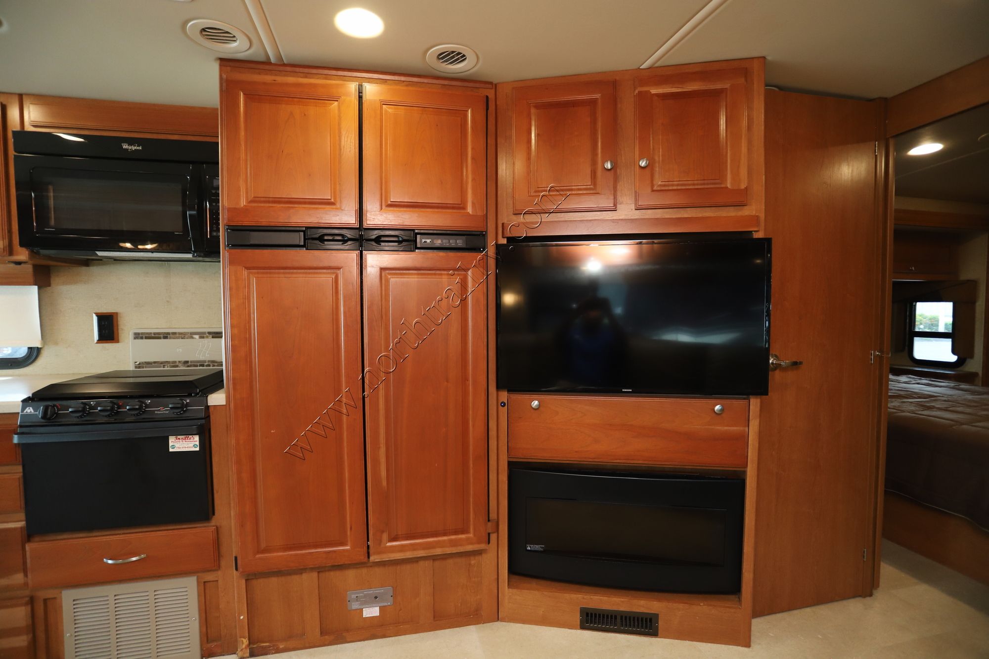 Used 2016 Winnebago Vista Lx 35F Class A  For Sale