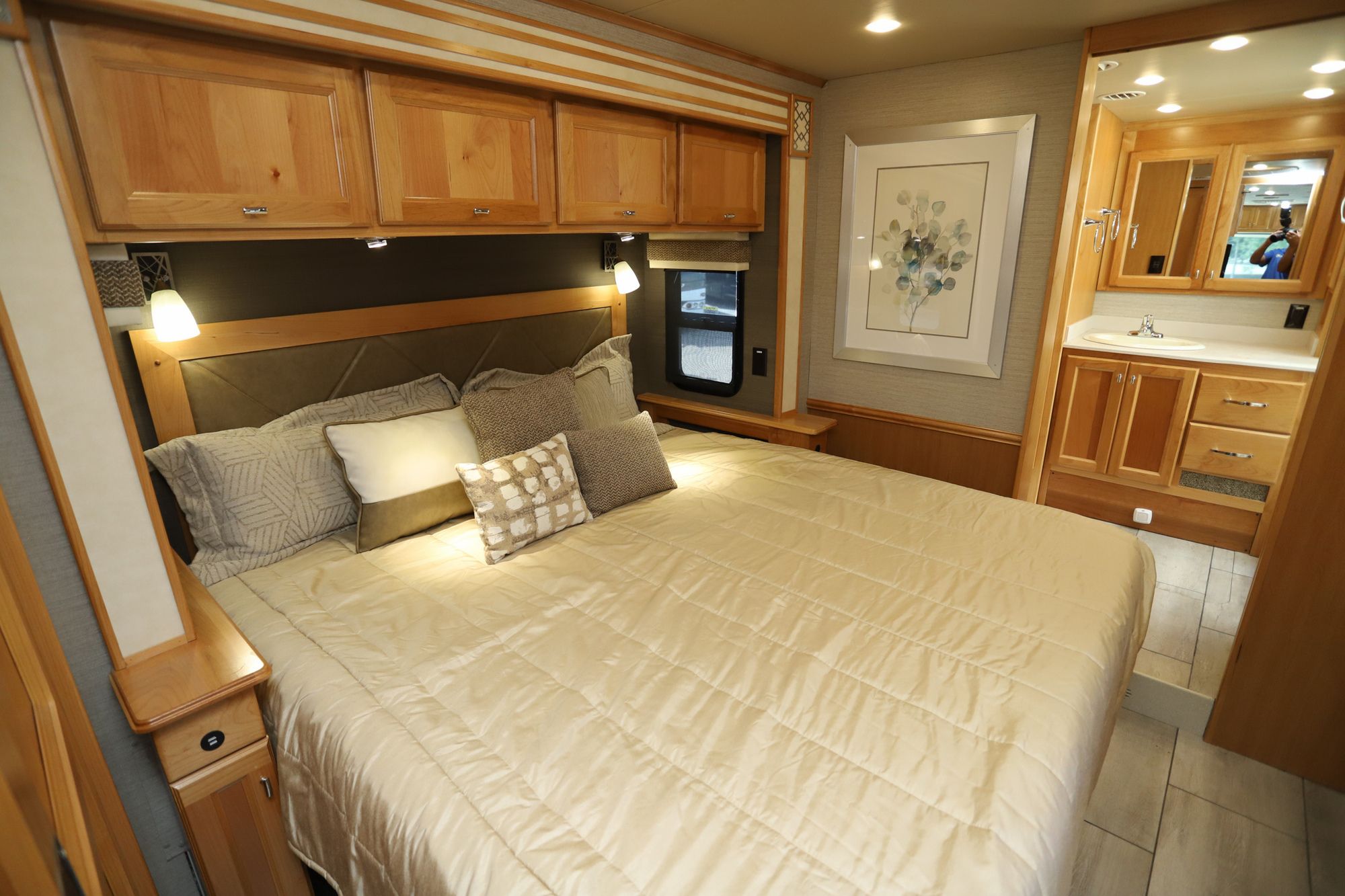 Used 2021 Tiffin Motor Homes Allegro Red 38LL Class A  For Sale