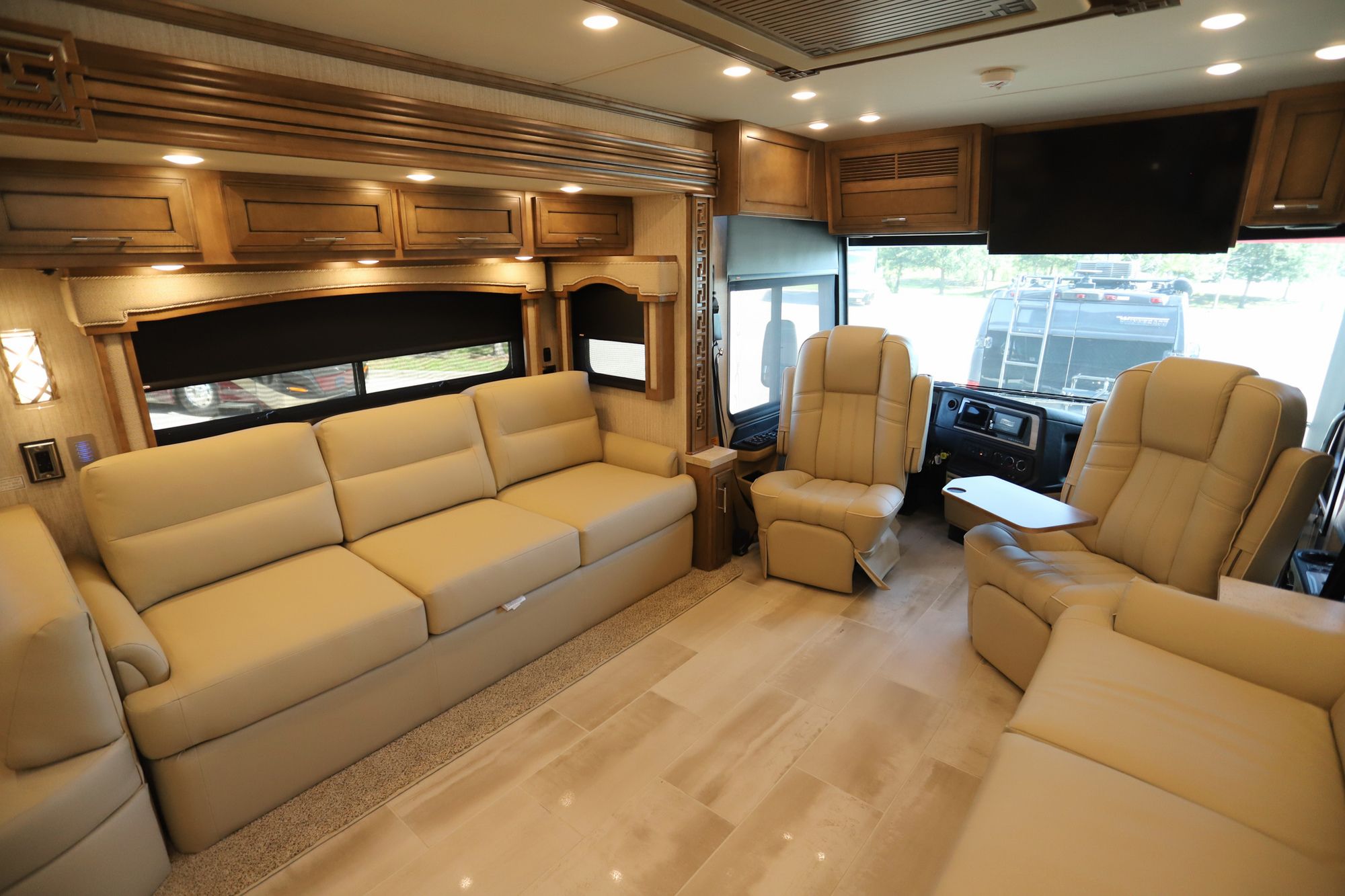New 2022 Newmar Ventana 4310 Class A  For Sale