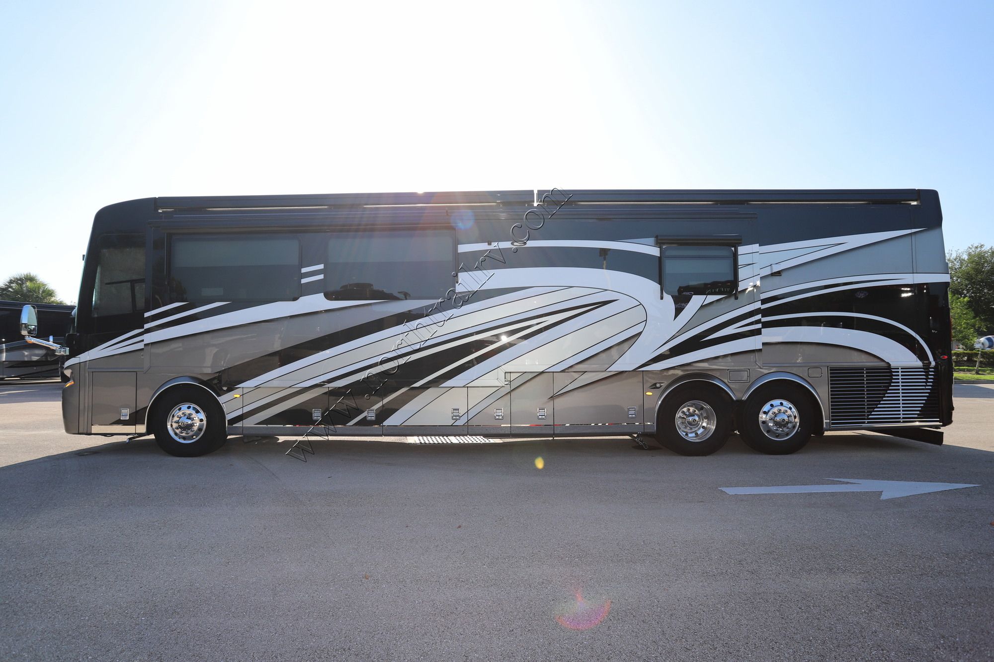 New 2022 Newmar Essex 4551 Class A  For Sale