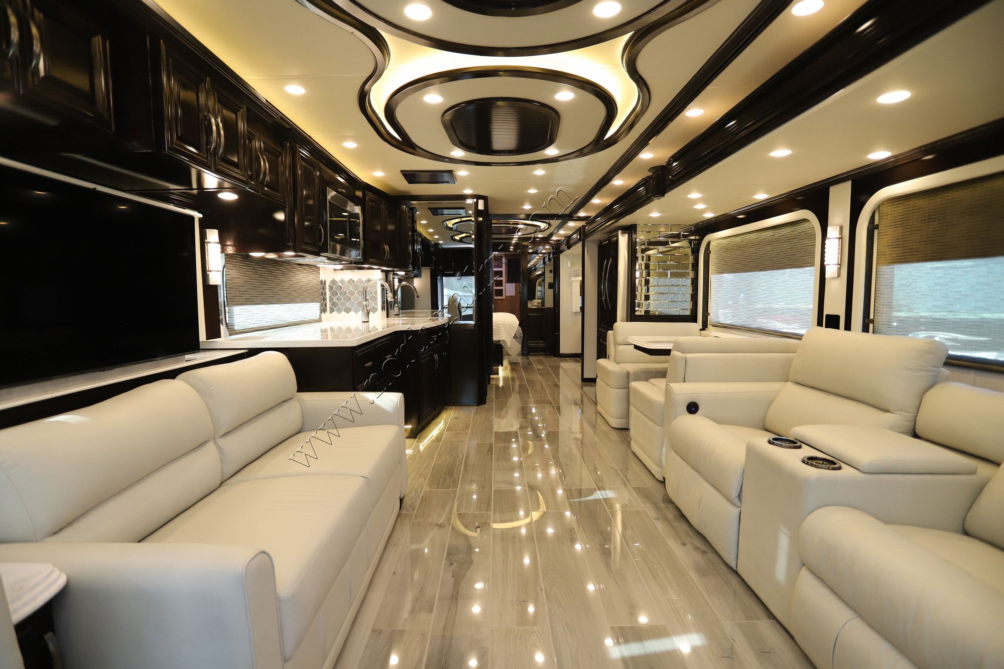 New 2022 Newmar Essex 4551 Class A  For Sale