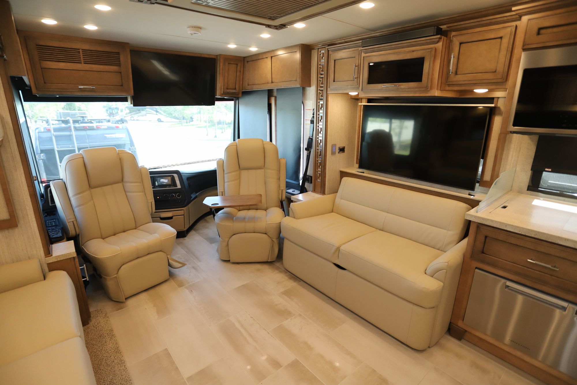 New 2022 Newmar Ventana 4310 Class A  For Sale