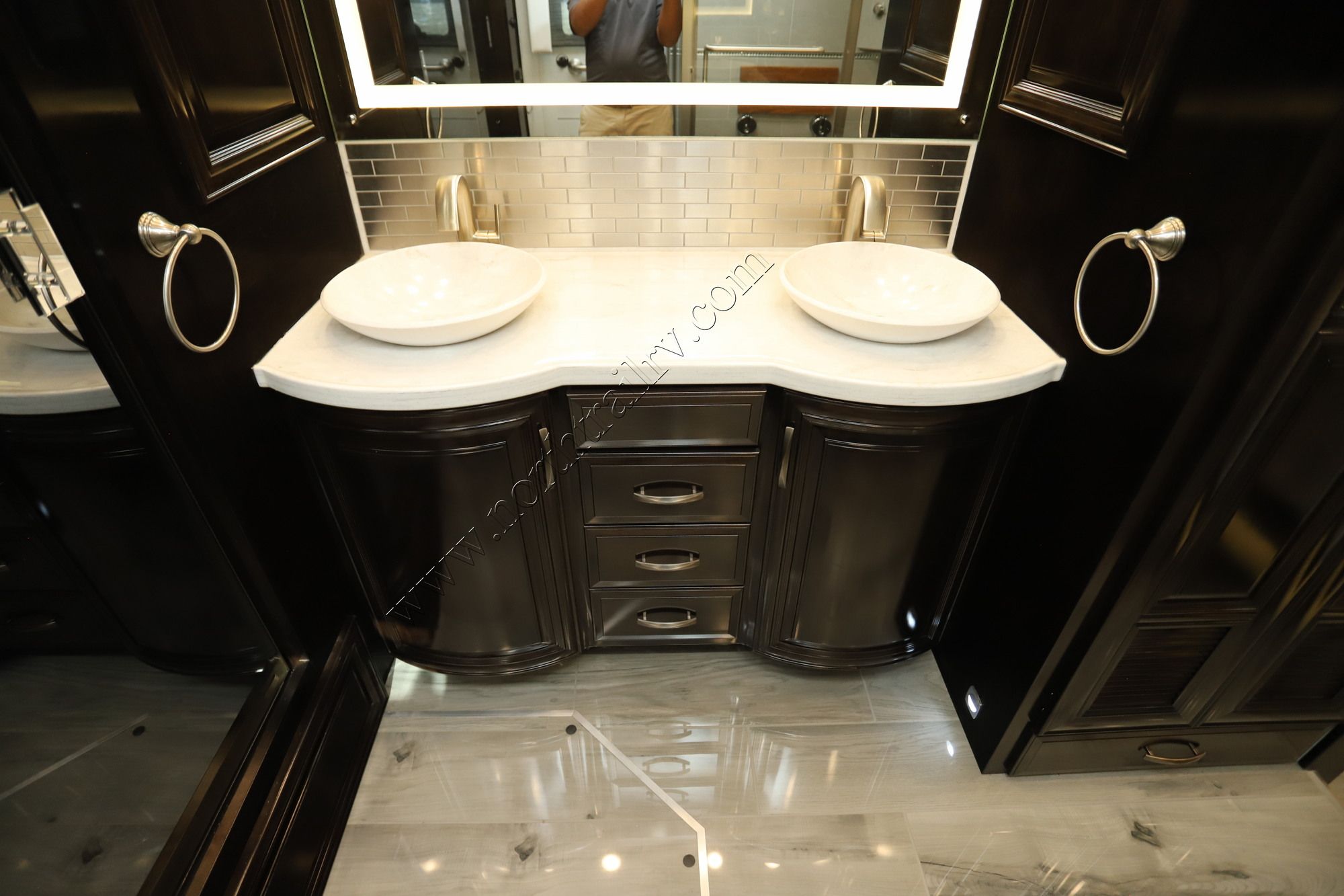 New 2022 Newmar Essex 4551 Class A  For Sale