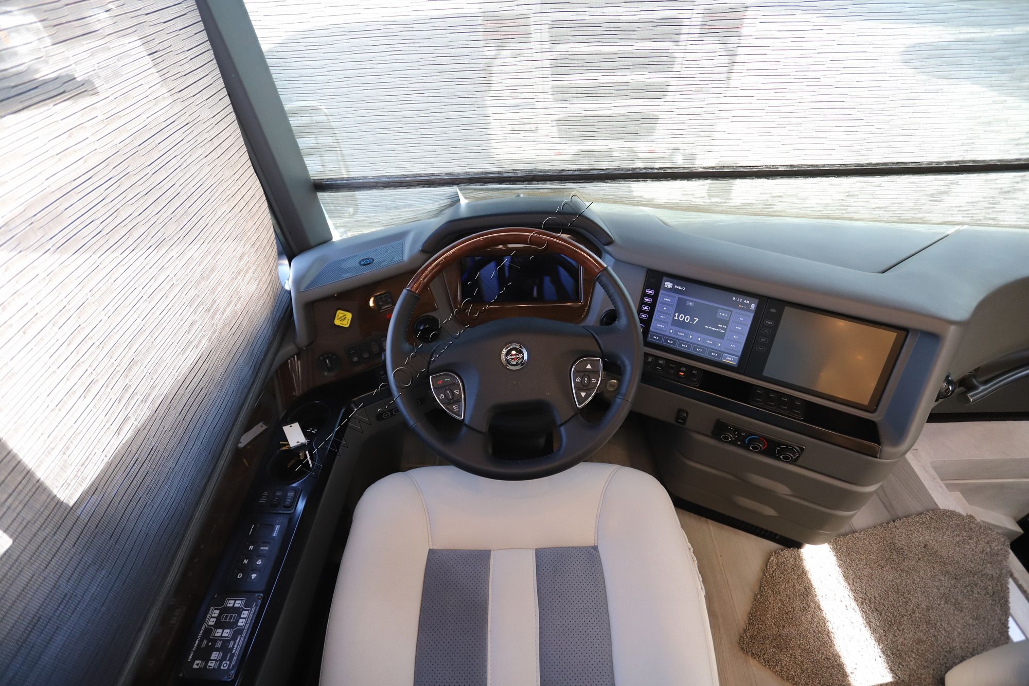New 2022 Newmar Essex 4551 Class A  For Sale