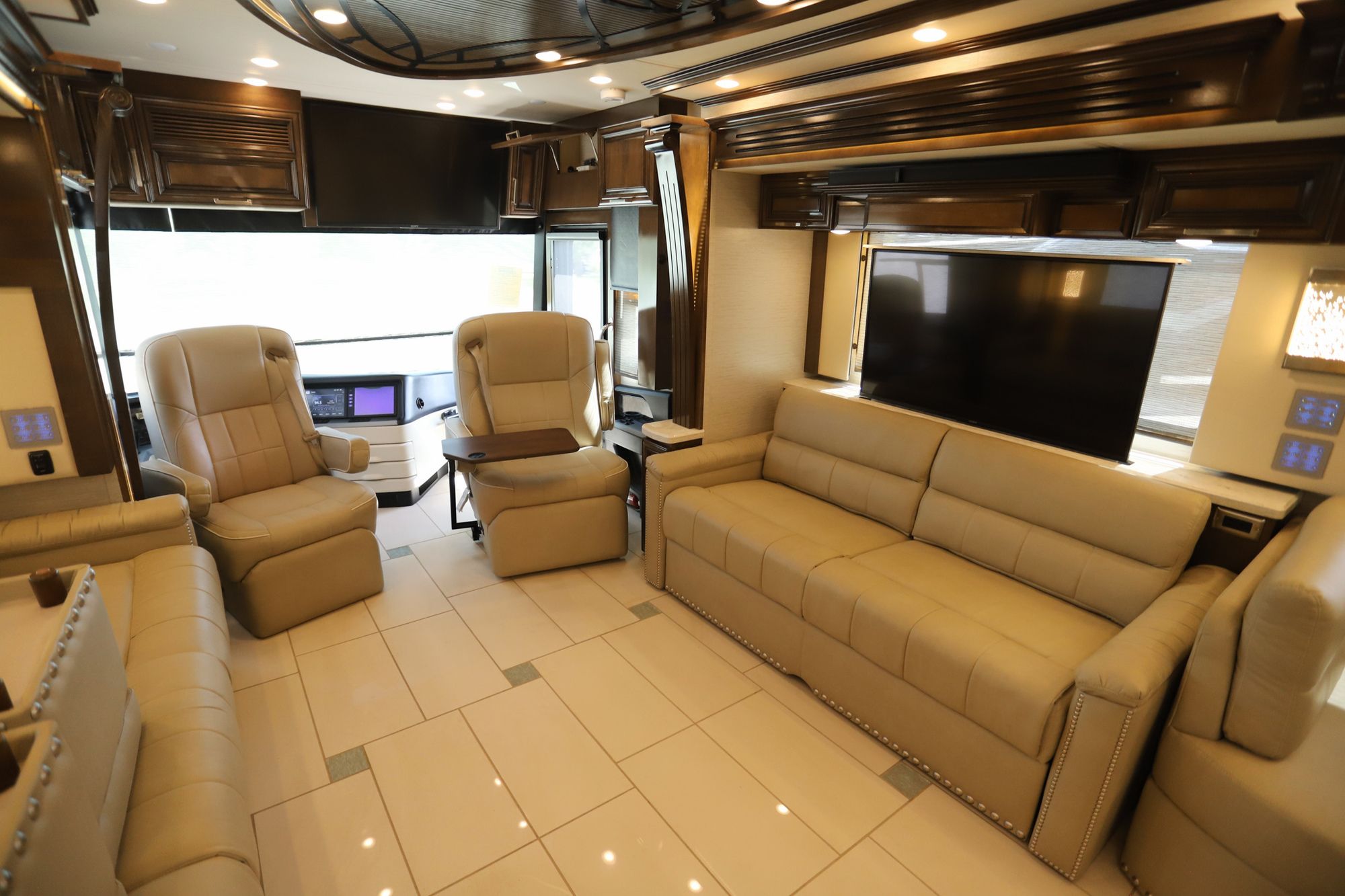 Used 2019 Newmar London Aire 4533 Class A  For Sale