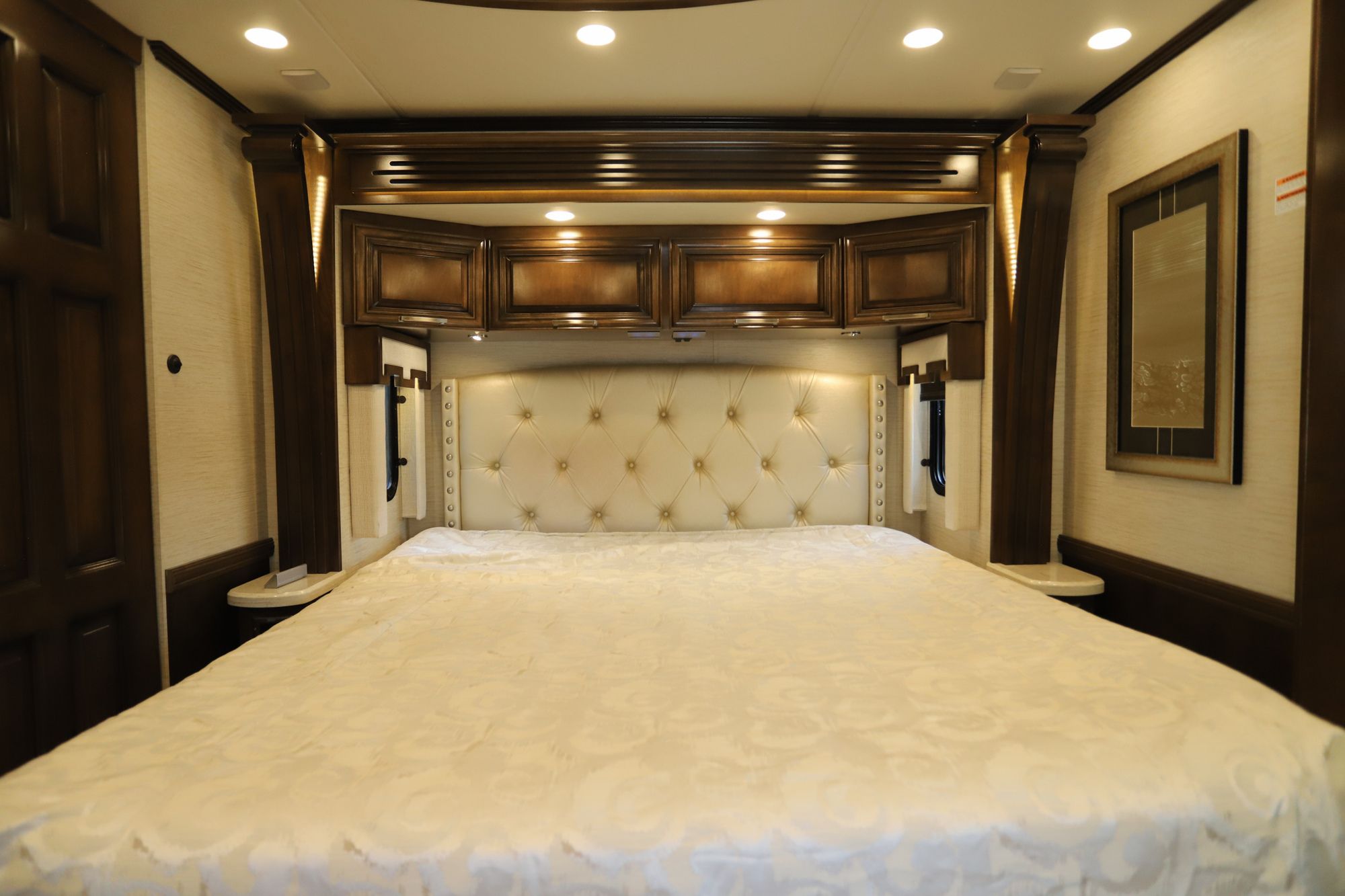 Used 2019 Newmar London Aire 4533 Class A  For Sale