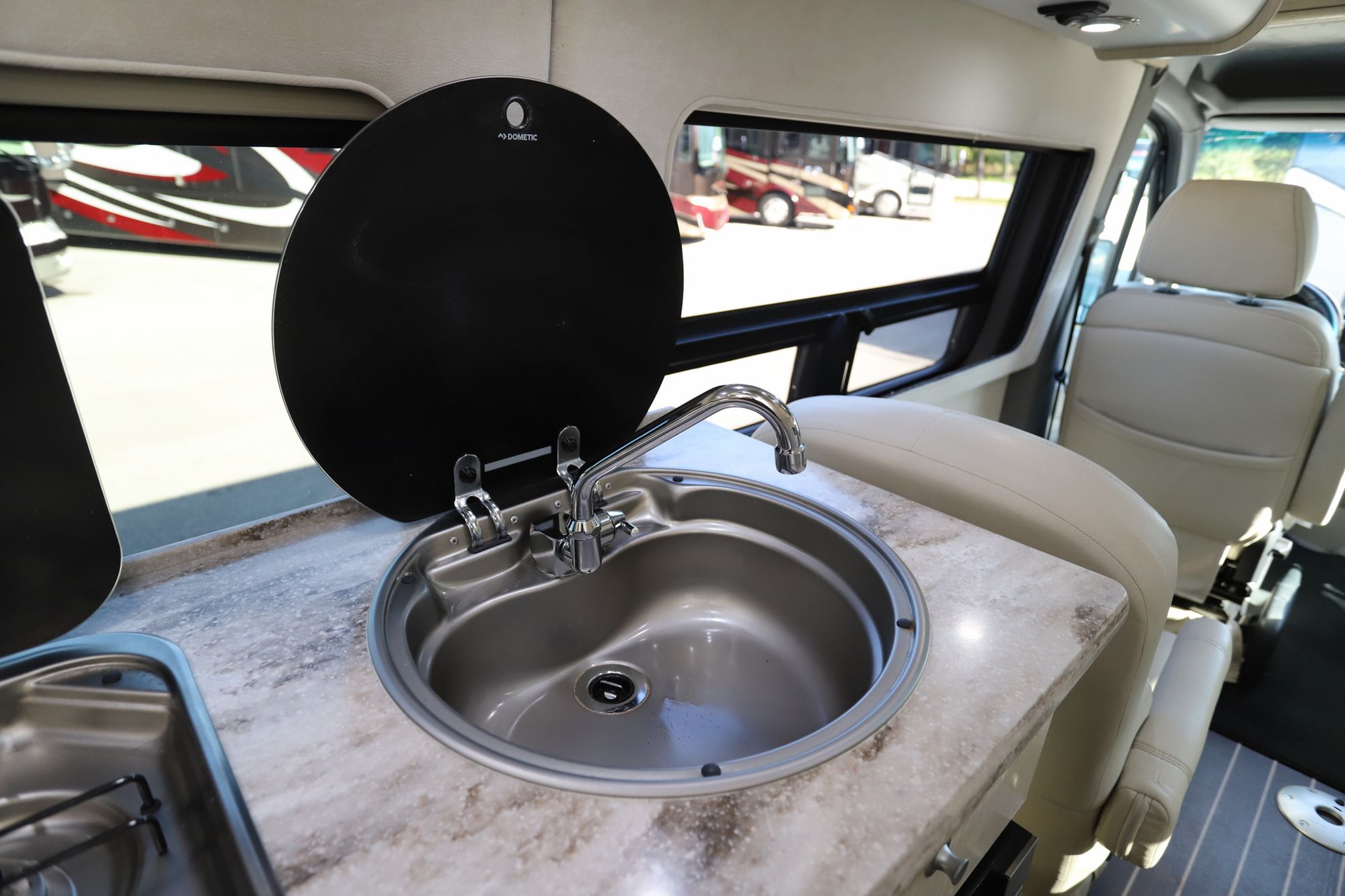 Used 2018 Airstream Interstate EXT LOUNGE Class B  For Sale