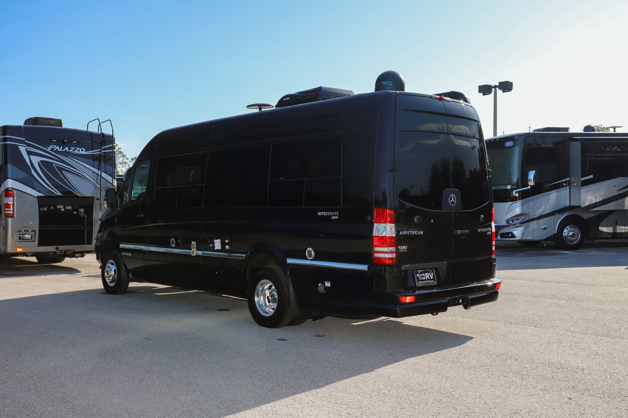 Used 2018 Airstream Interstate EXT LOUNGE Class B  For Sale