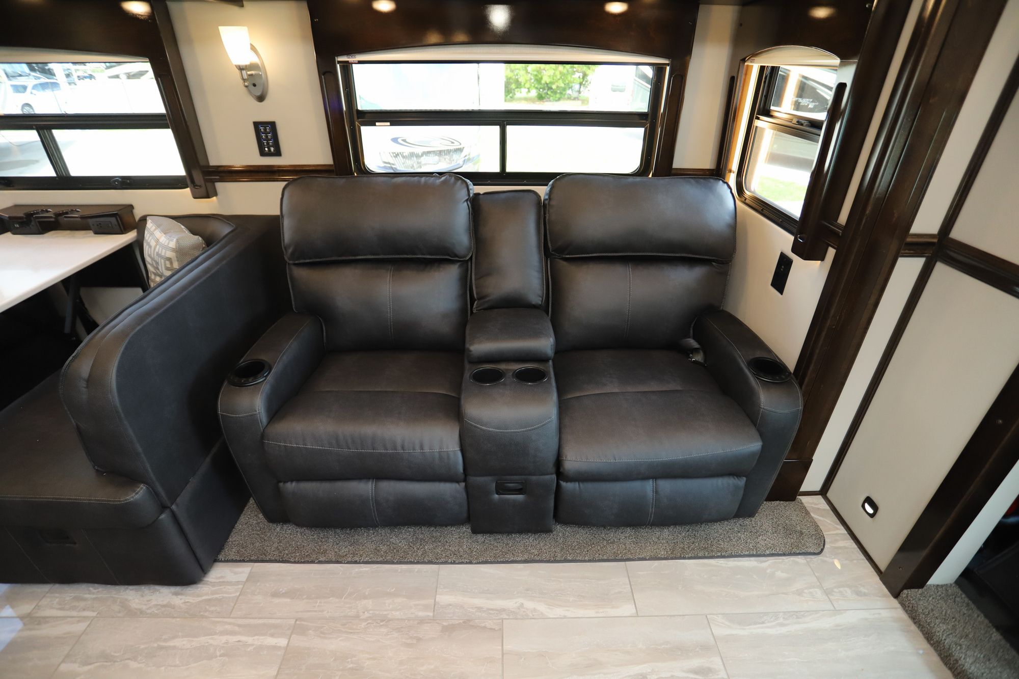 New 2022 Renegade Rv Classic Garage 2609 Super C  For Sale