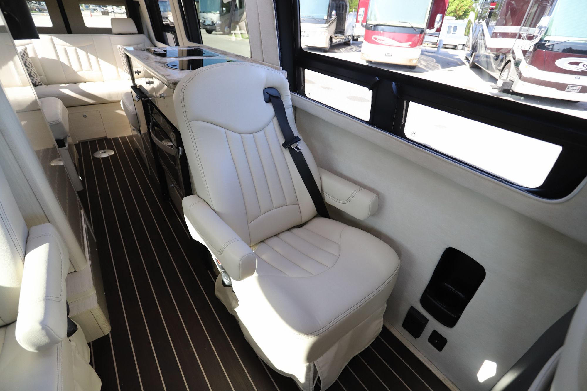 Used 2018 Airstream Interstate EXT LOUNGE Class B  For Sale