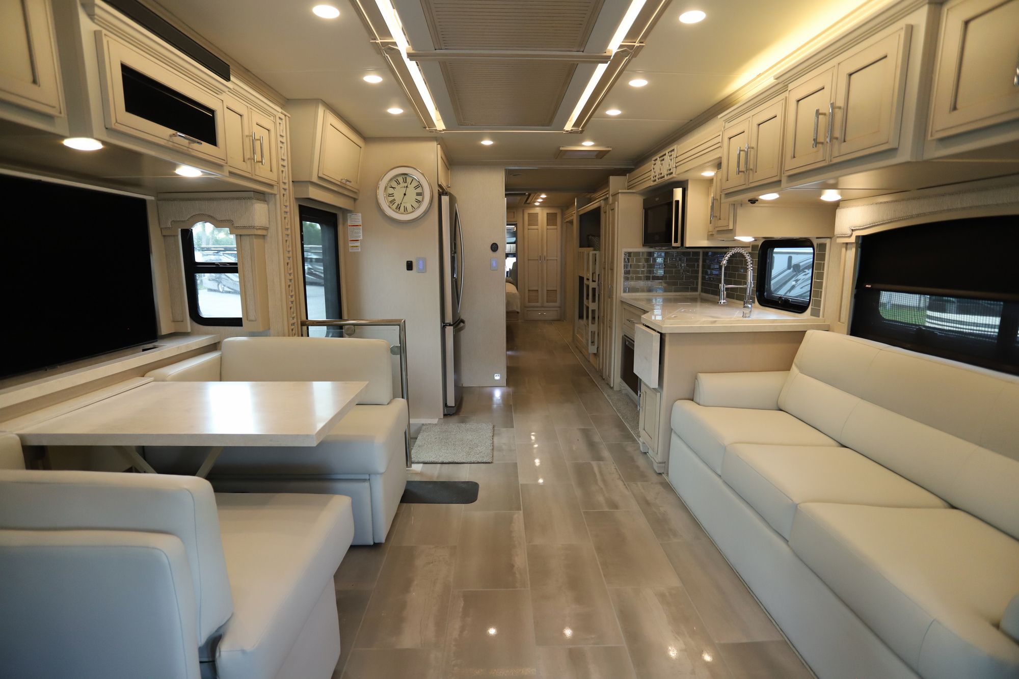 New 2022 Newmar Super Star 4065 Super C  For Sale