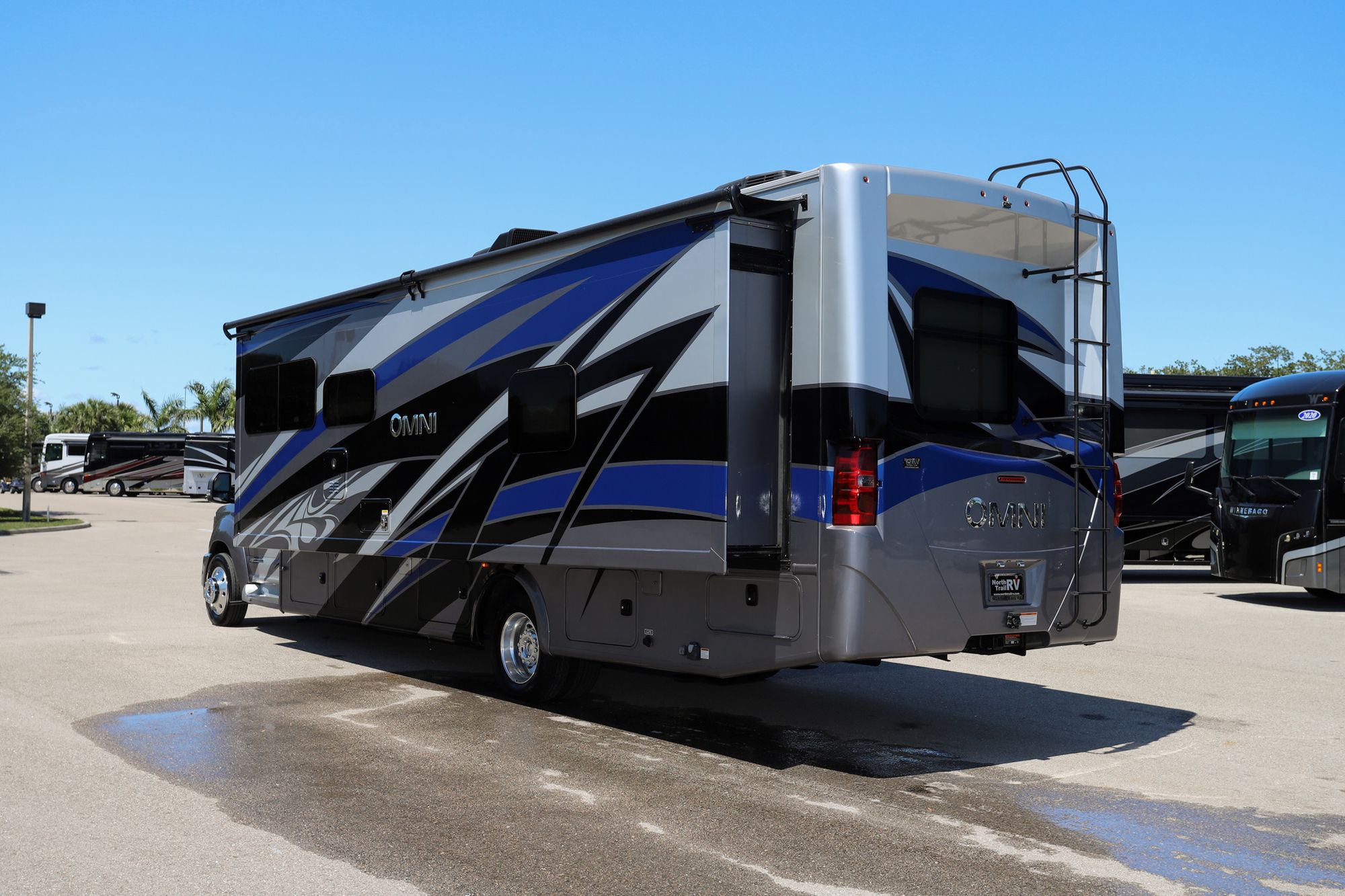 Used 2020 Thor Omni 34SV Super C  For Sale