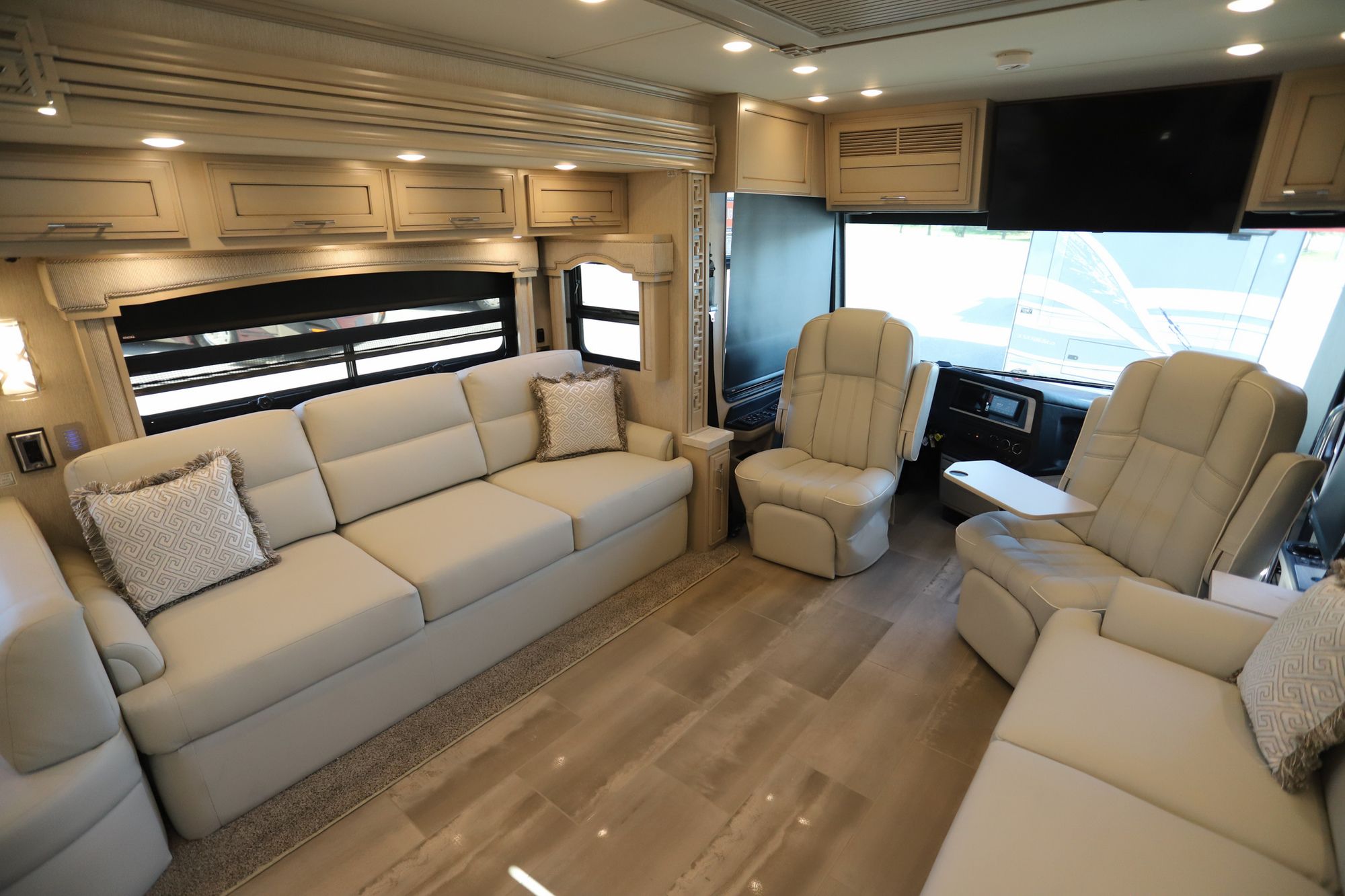 New 2022 Newmar Ventana 4310 Class A  For Sale