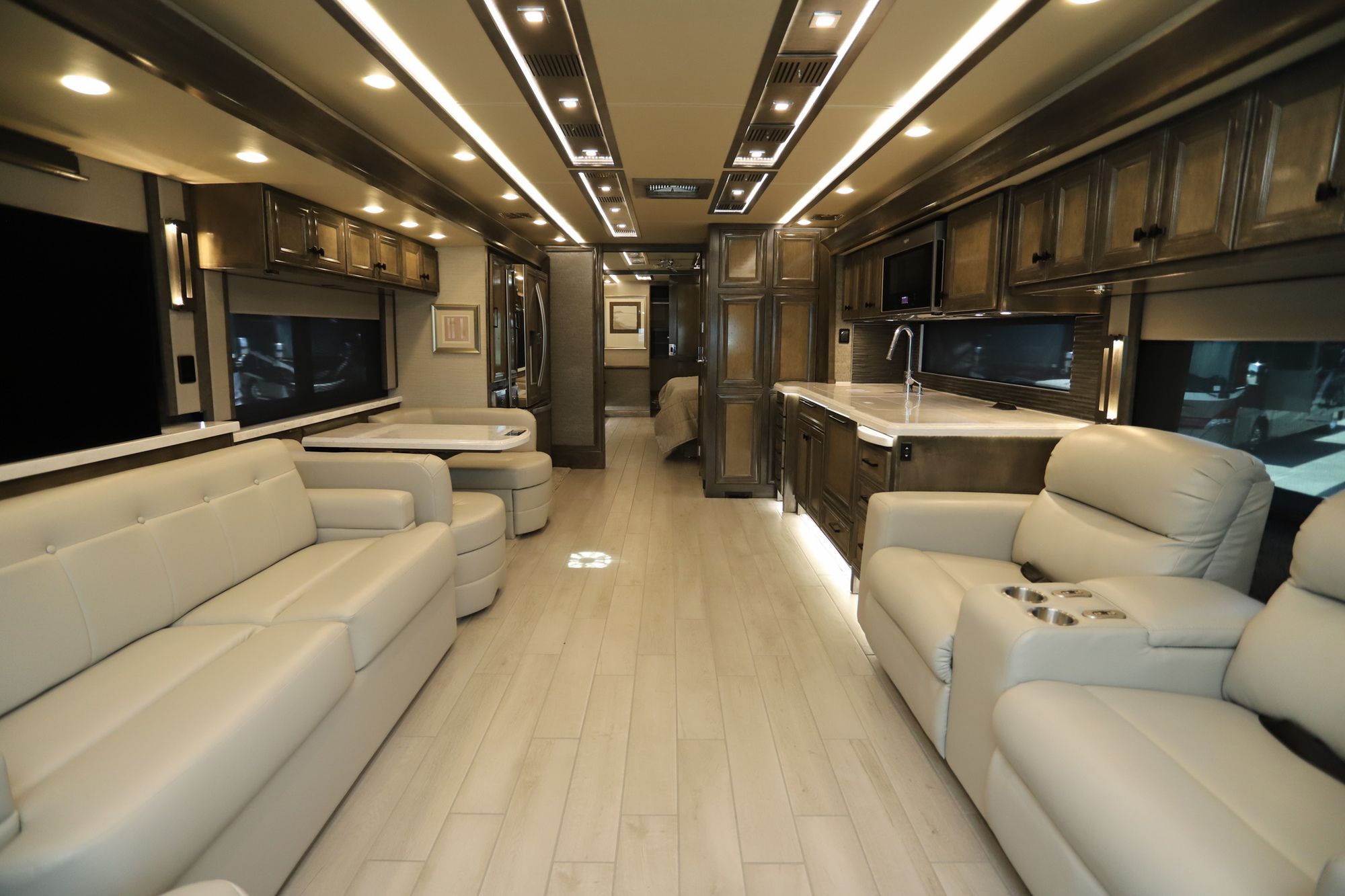 New 2022 Tiffin Motor Homes Allegro Bus 45OPP Class A  For Sale