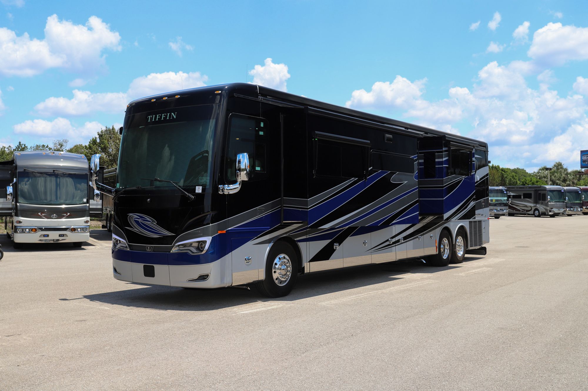 New 2022 Tiffin Motor Homes Allegro Bus 45OPP Class A  For Sale