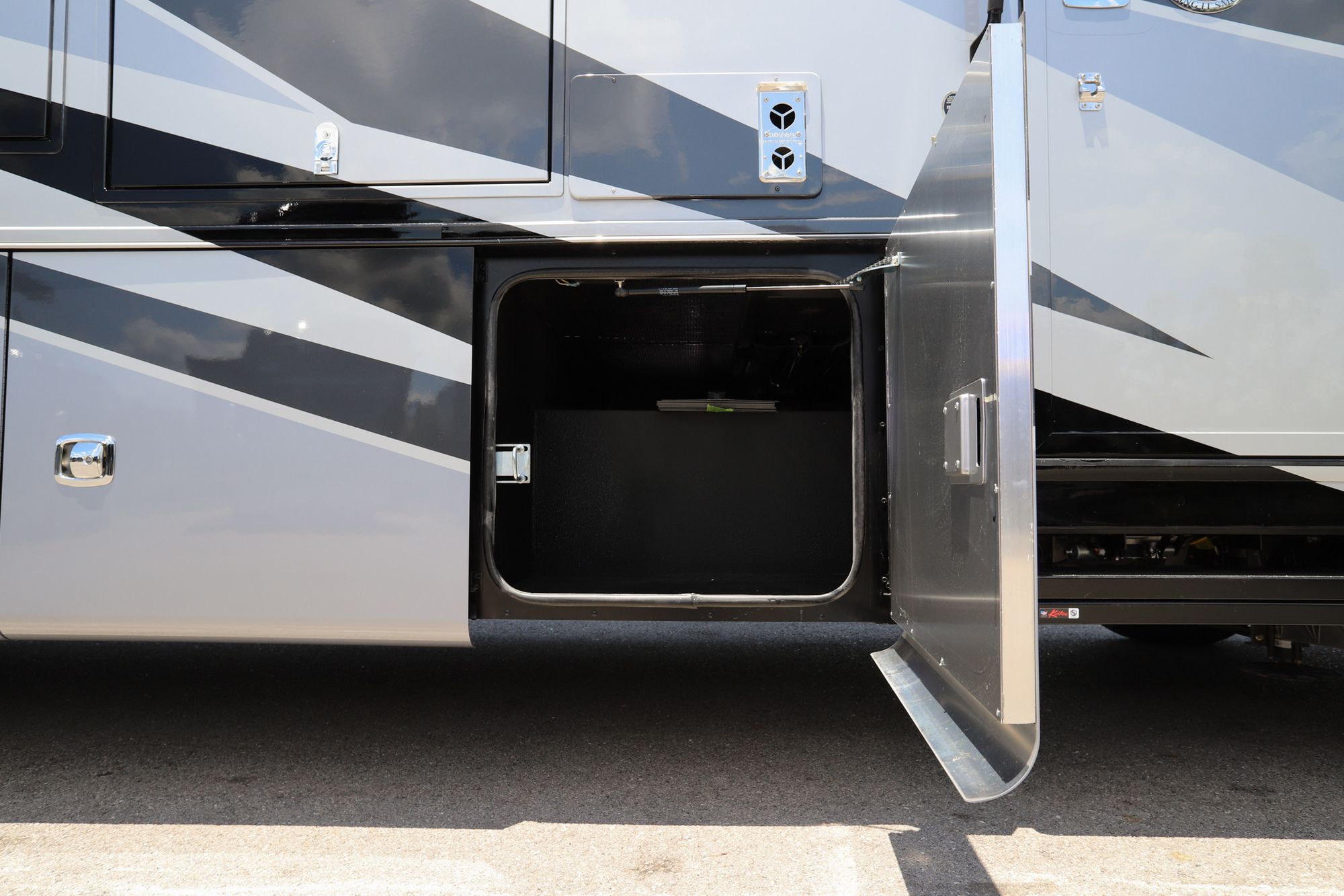 New 2022 Tiffin Motor Homes Allegro 36UA Class A  For Sale