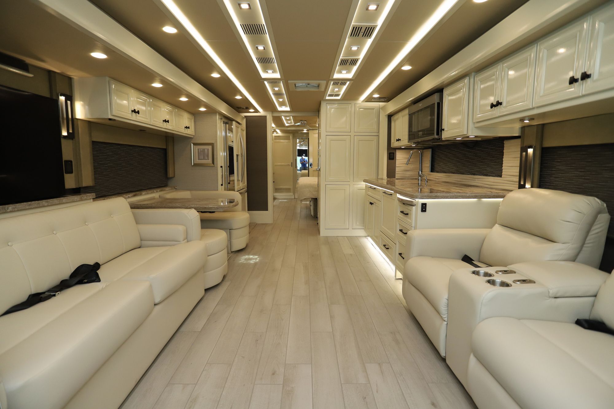 New 2022 Tiffin Motor Homes Allegro Bus 40IP Class A  For Sale