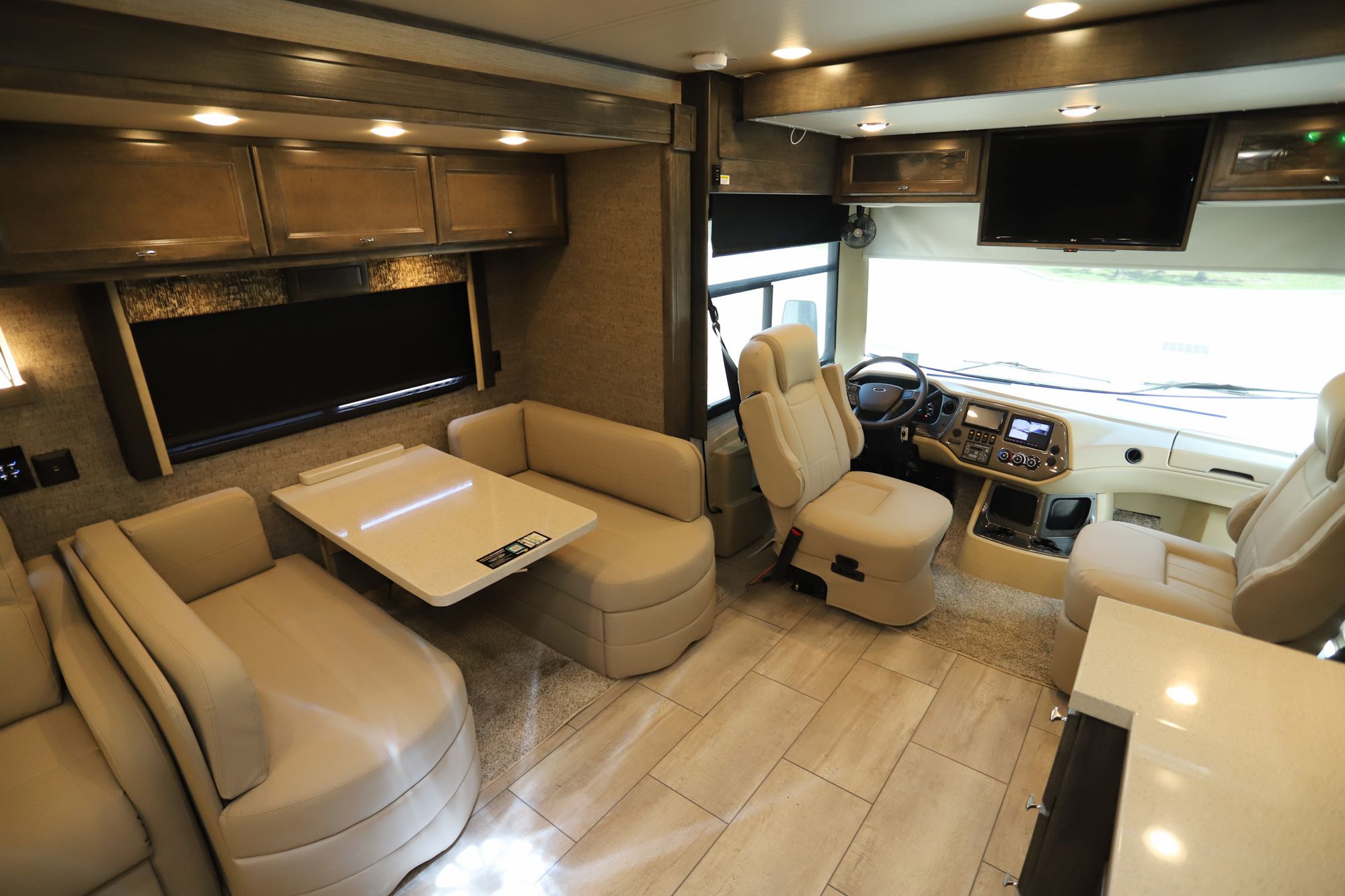 New 2022 Tiffin Motor Homes Allegro 36UA Class A  For Sale