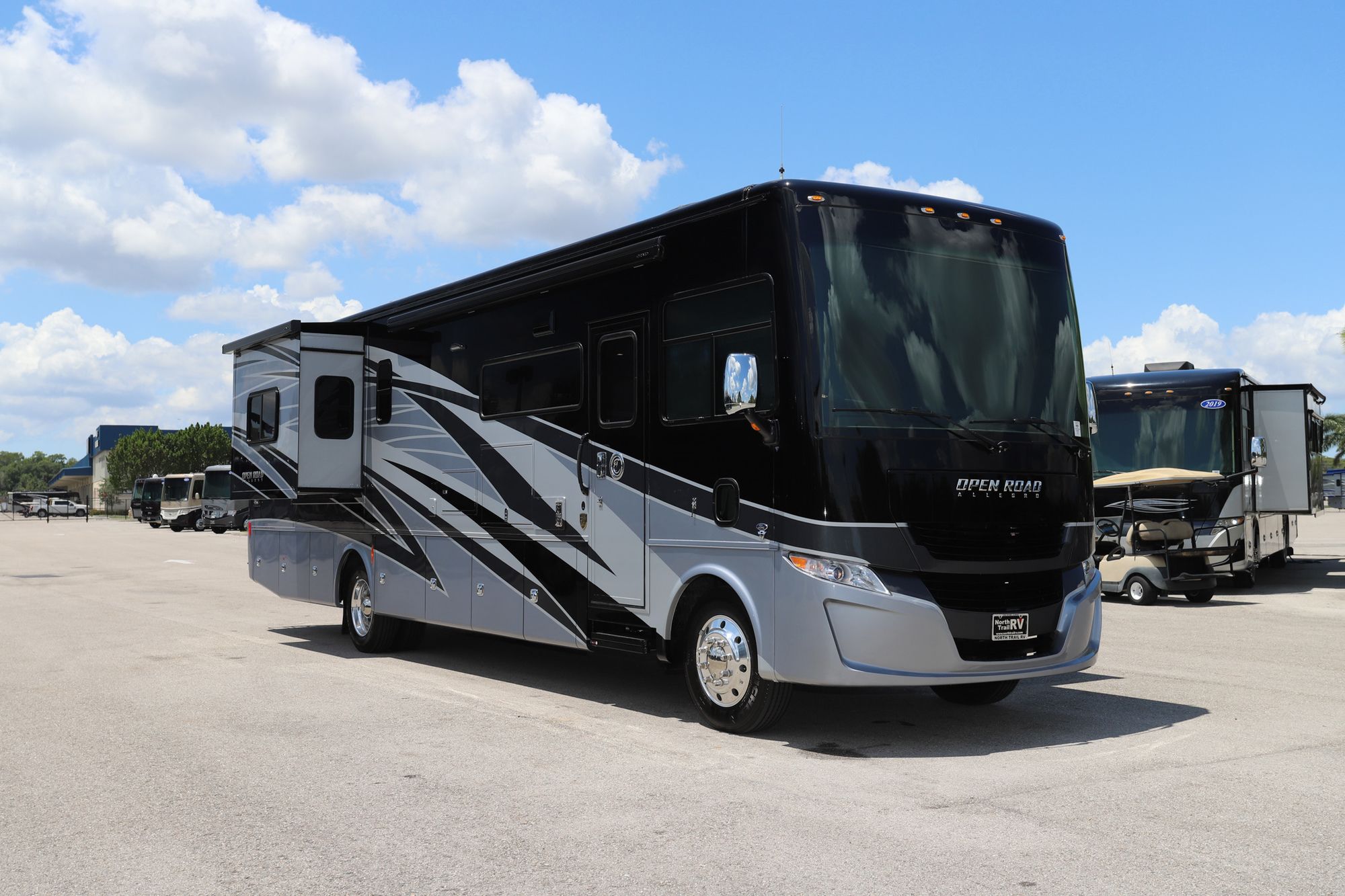 New 2022 Tiffin Motor Homes Allegro 36UA Class A  For Sale