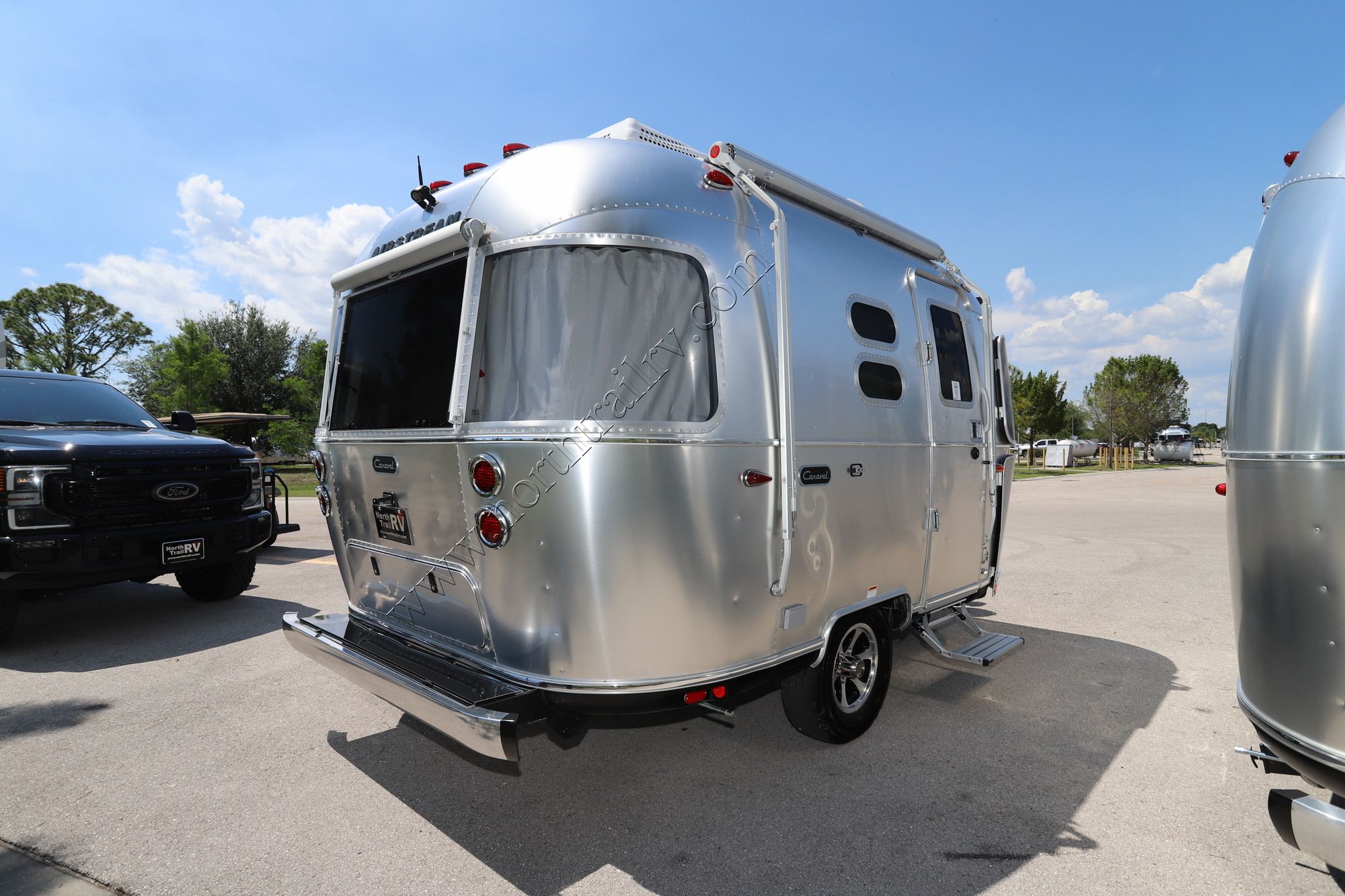 New 2022 Airstream Caravel 16RB Travel Trailer  For Sale