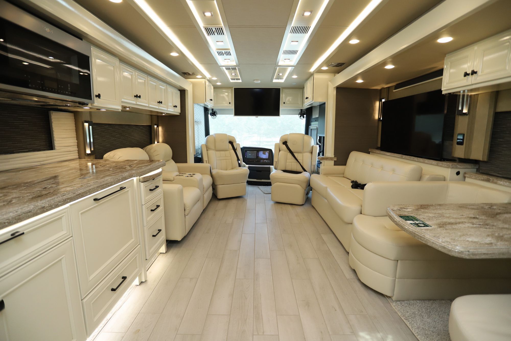 New 2022 Tiffin Motor Homes Allegro Bus 40IP Class A  For Sale