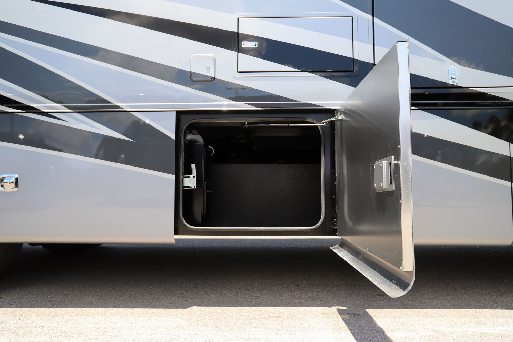 New 2022 Tiffin Motor Homes Allegro 36UA Class A  For Sale