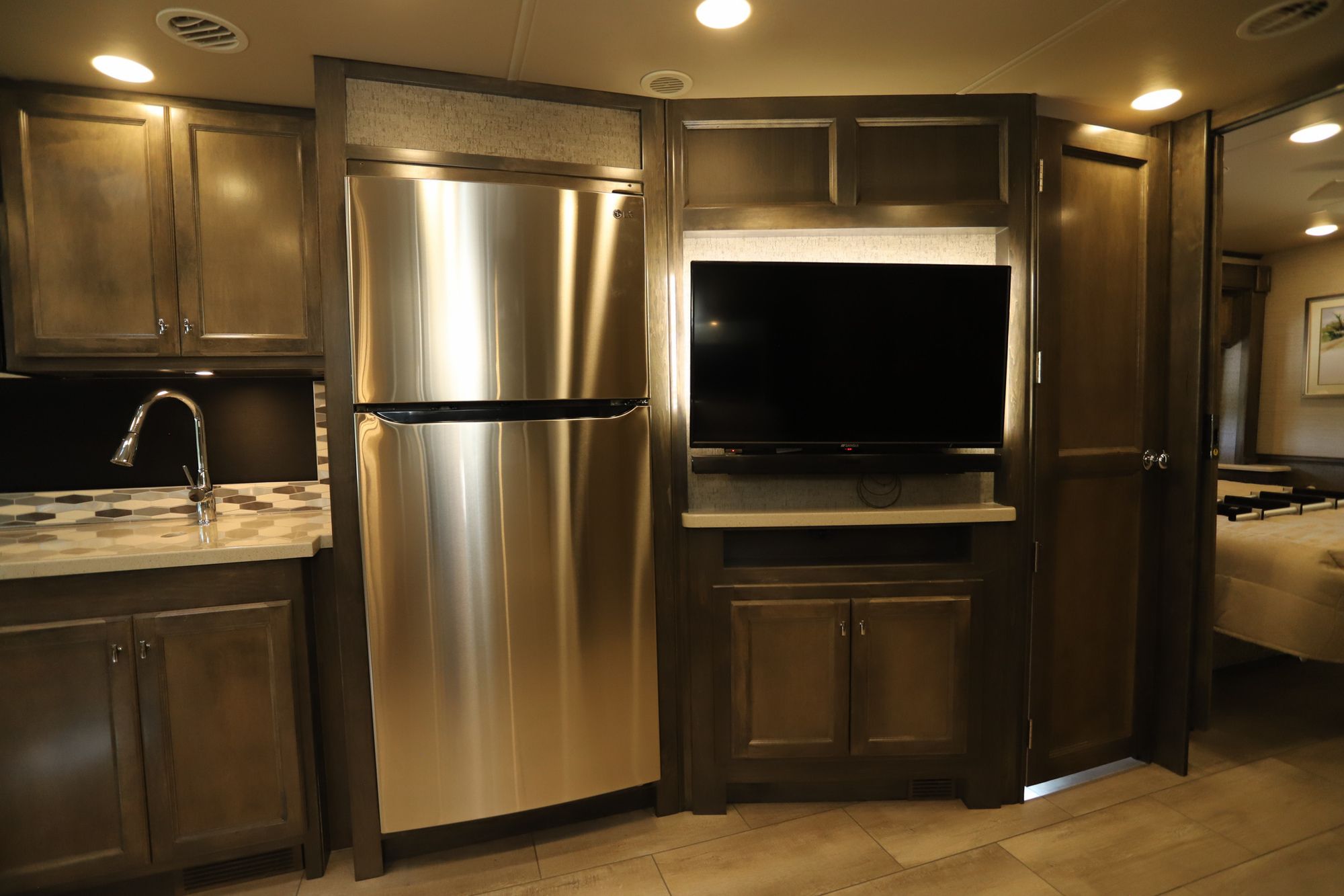 New 2022 Tiffin Motor Homes Allegro 36UA Class A  For Sale