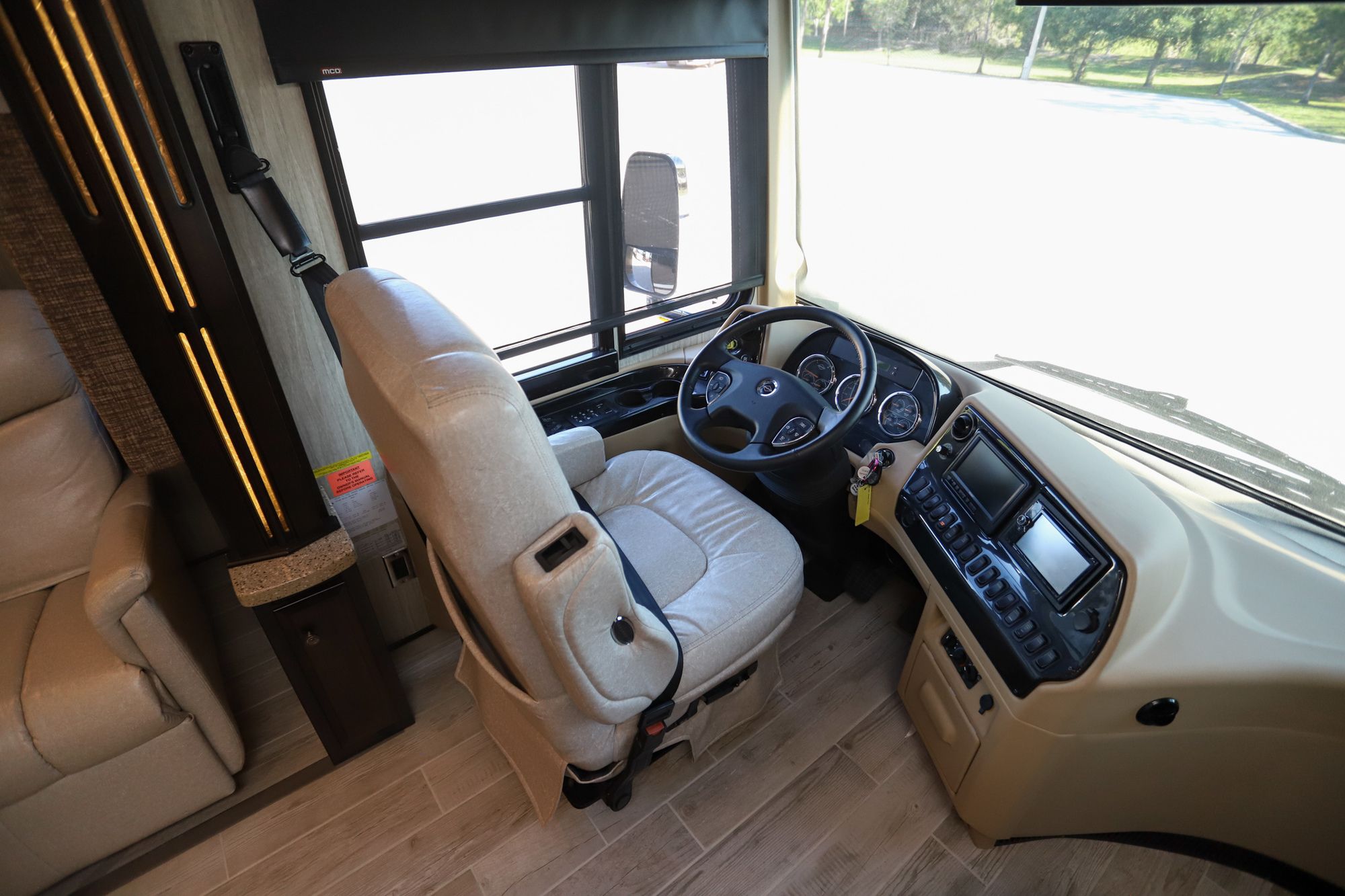 Used 2017 Newmar Dutch Star 4018 Class A  For Sale