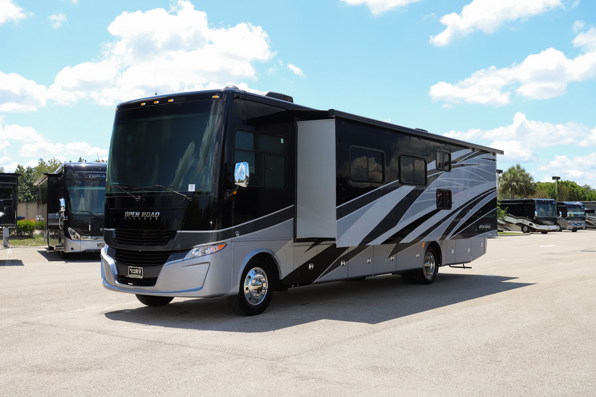 New 2022 Tiffin Motor Homes Allegro 36UA Class A  For Sale