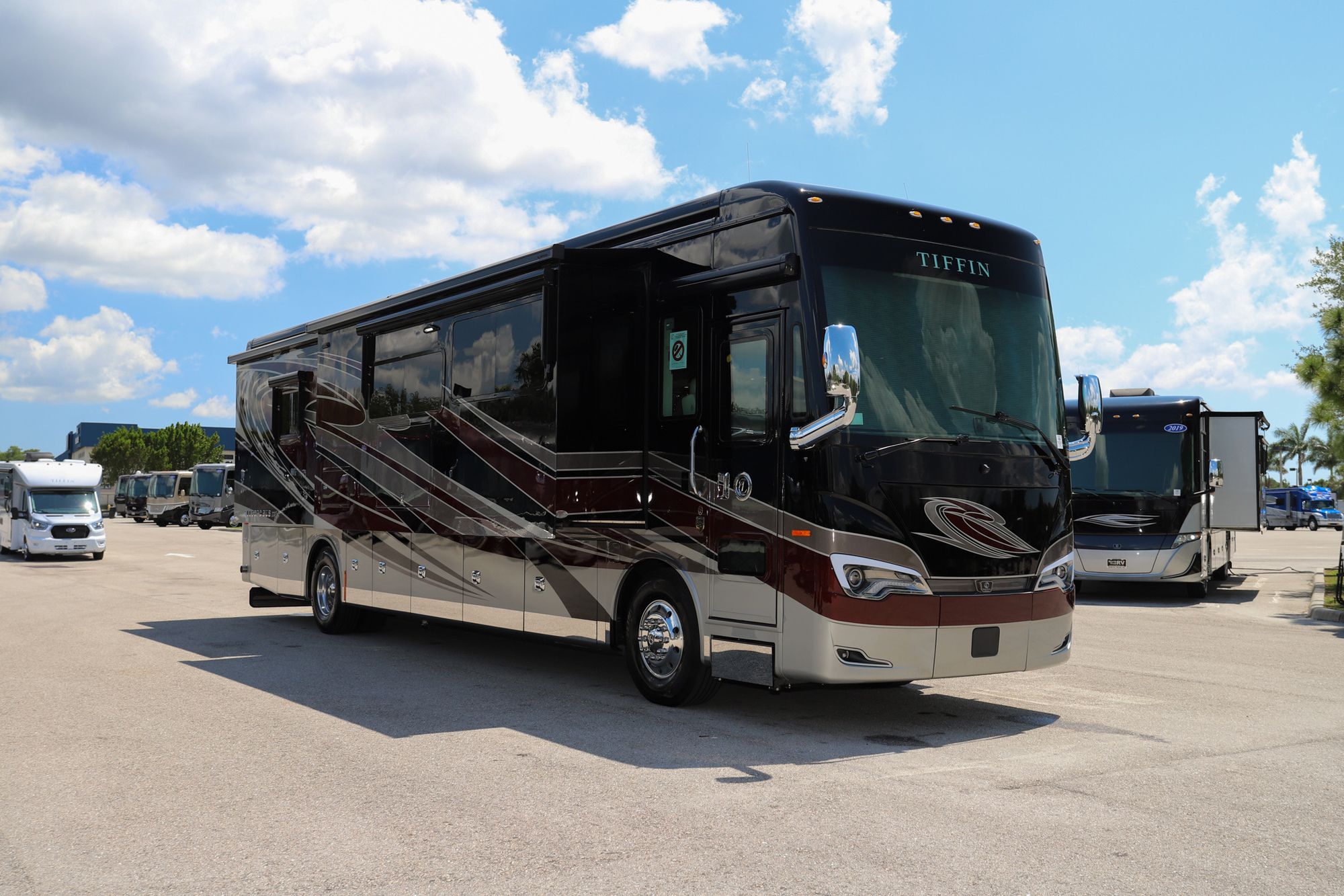 New 2022 Tiffin Motor Homes Allegro Bus 40IP Class A  For Sale