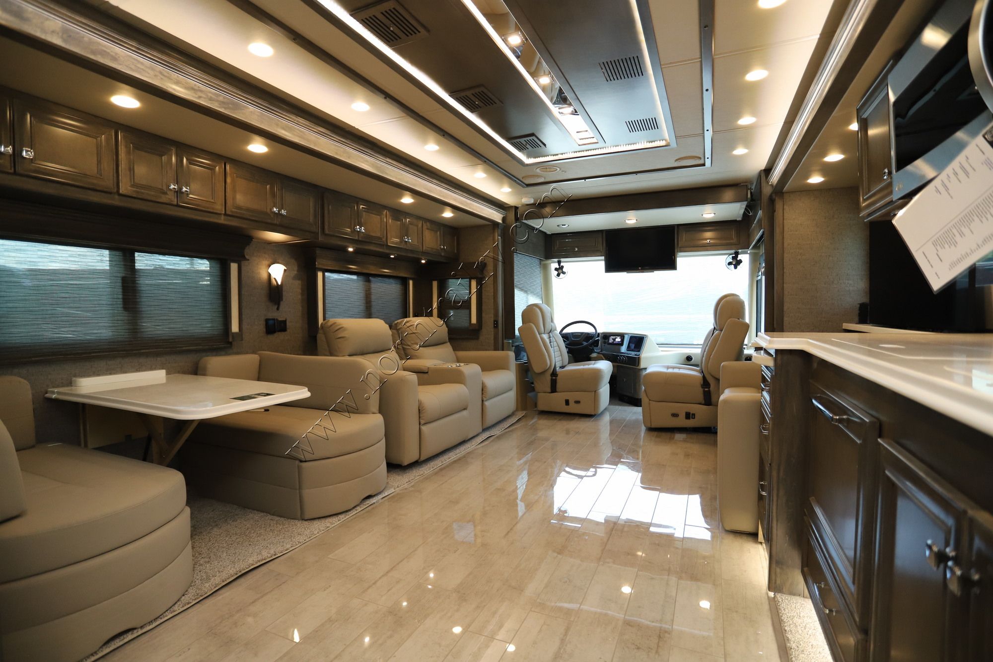 New 2022 Tiffin Motor Homes Phaeton 37BH Class A  For Sale